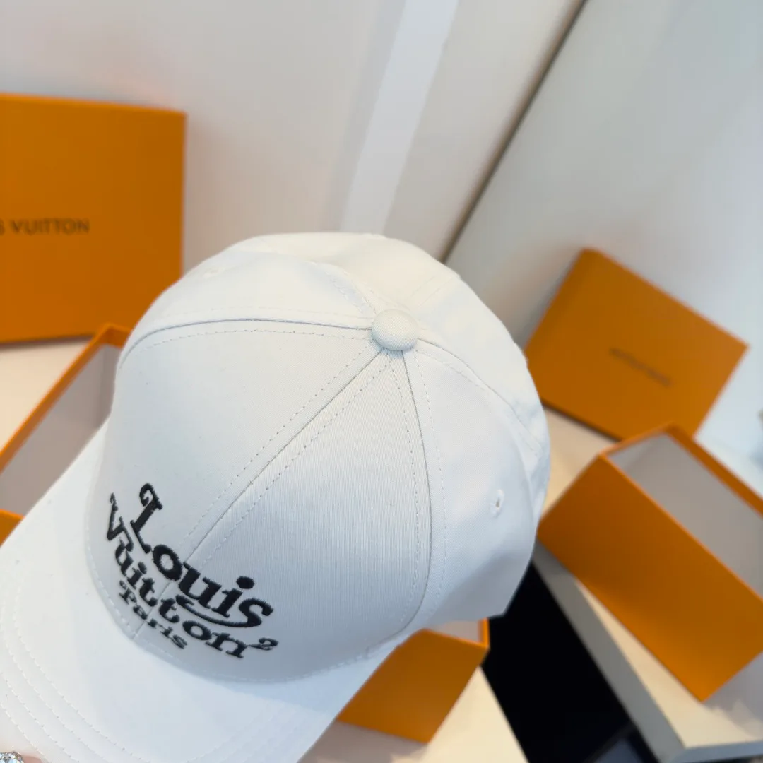 Головные Уборы Louis Vuitton 11416641