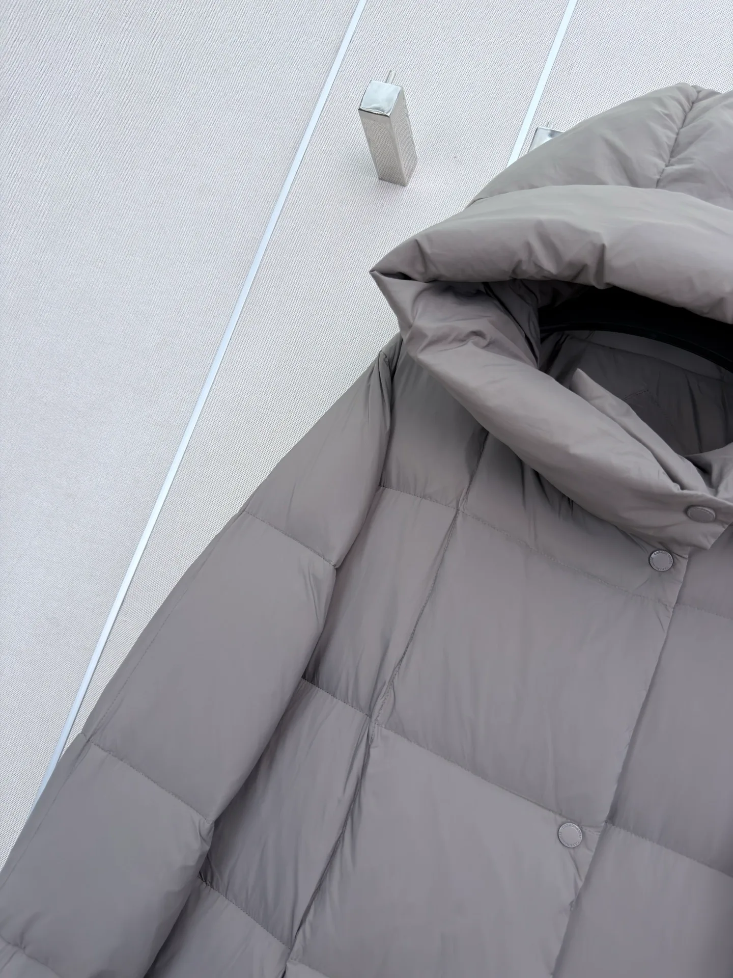 Куртки И Пуховики Женские Canada Goose 18108343