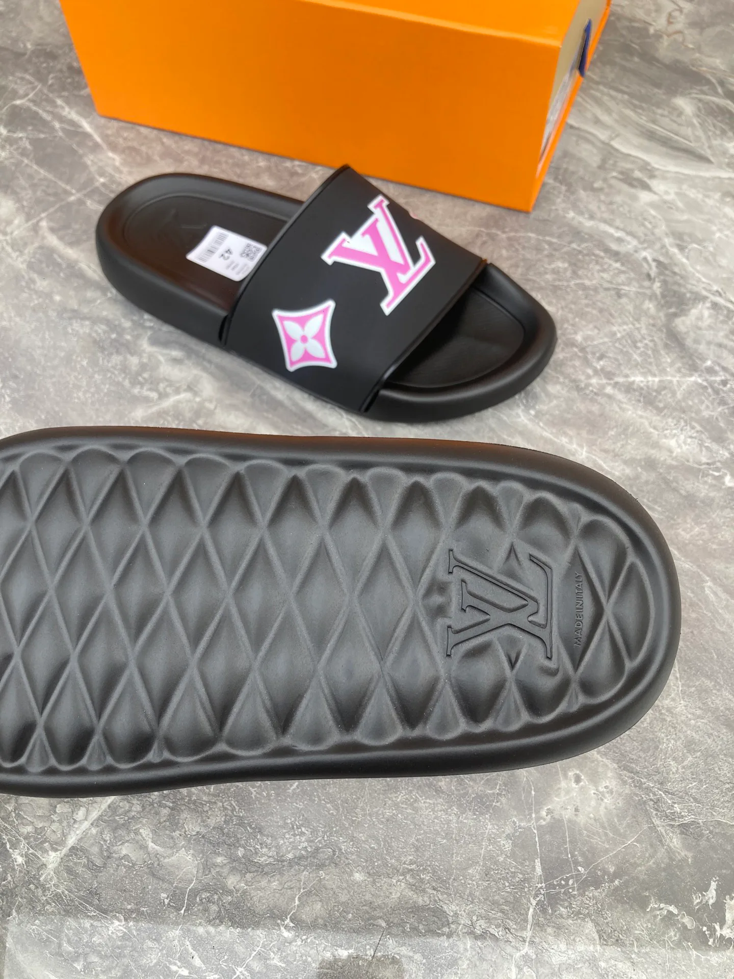 Шлепанцы Женские Louis Vuitton 5879837