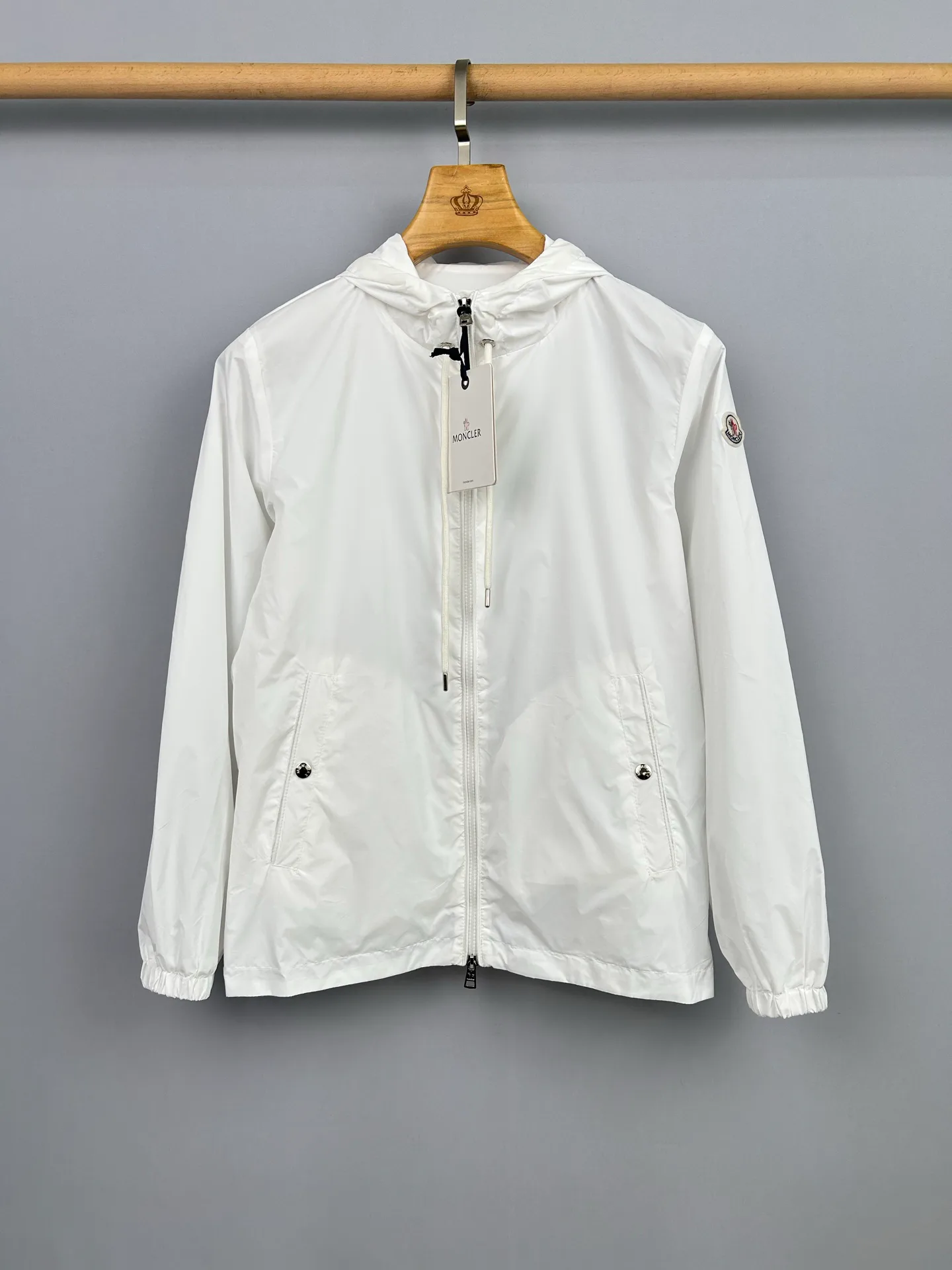 Куртки И Пуховики Мужские Moncler 13137537