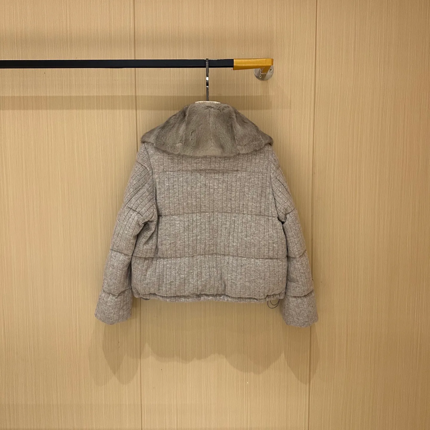 Куртки И Пуховики Женские Brunello Cucinelli 409387