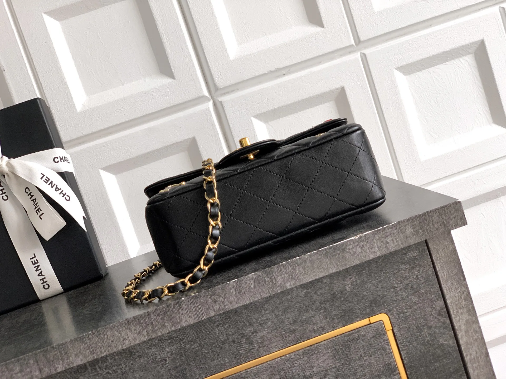 Классические Сумки Женские Chanel 12860042