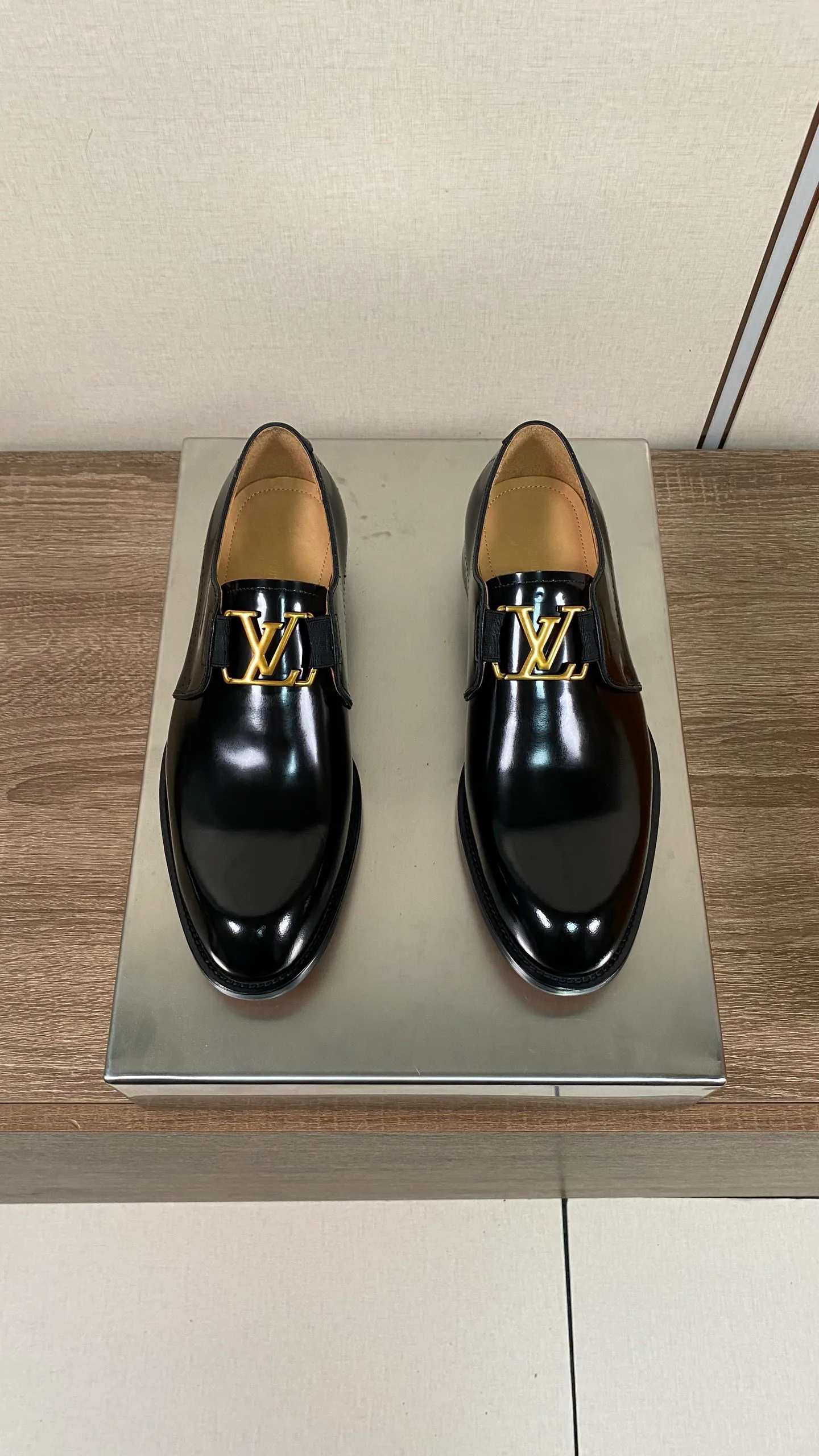 Лоферы И Туфли Мужские Louis Vuitton 18078690