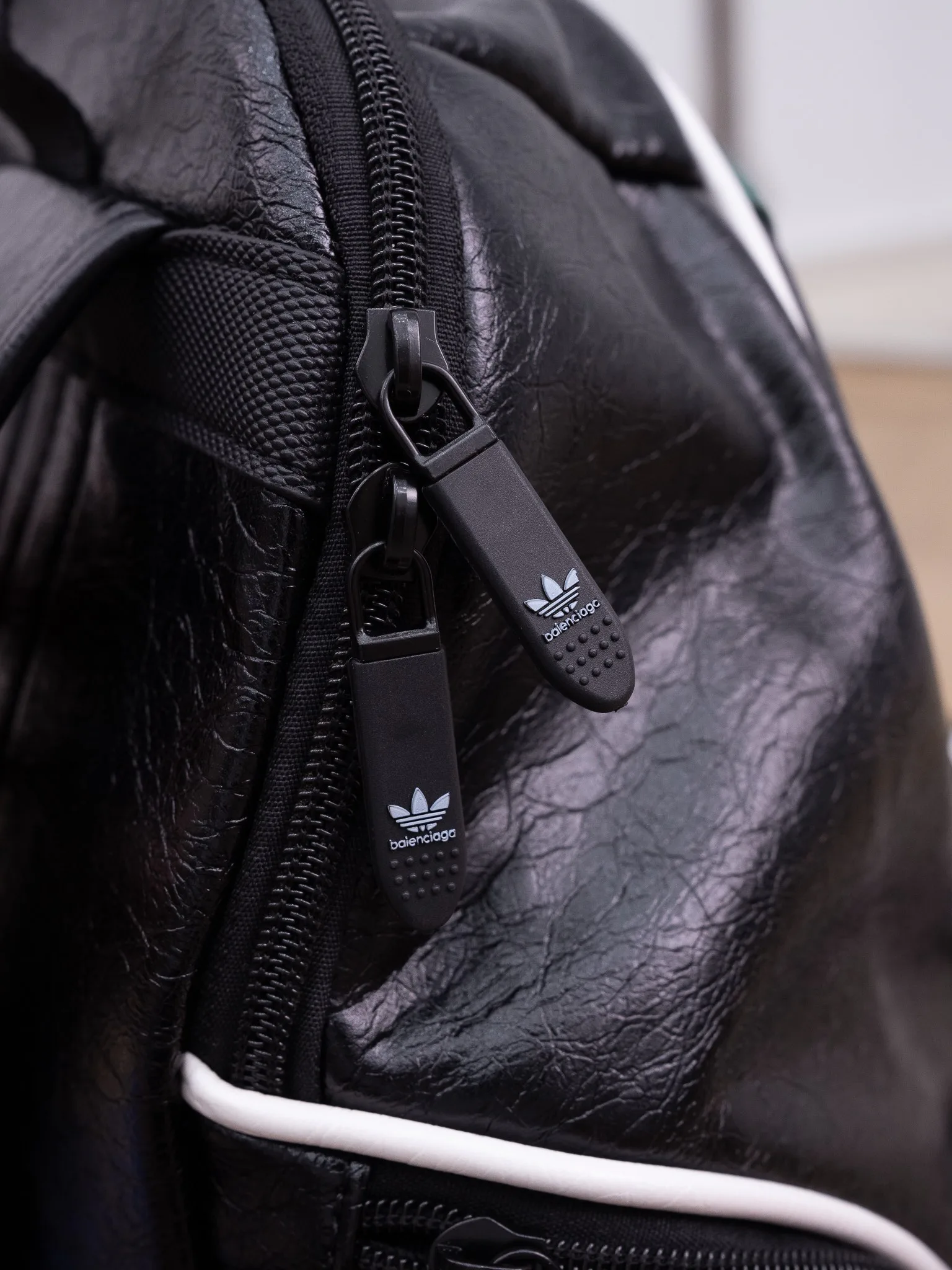 Рюкзаки Женские Balenciaga 18136525