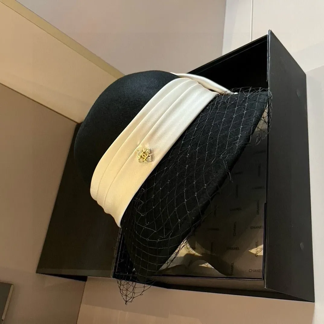 Головные Уборы Chanel 5407