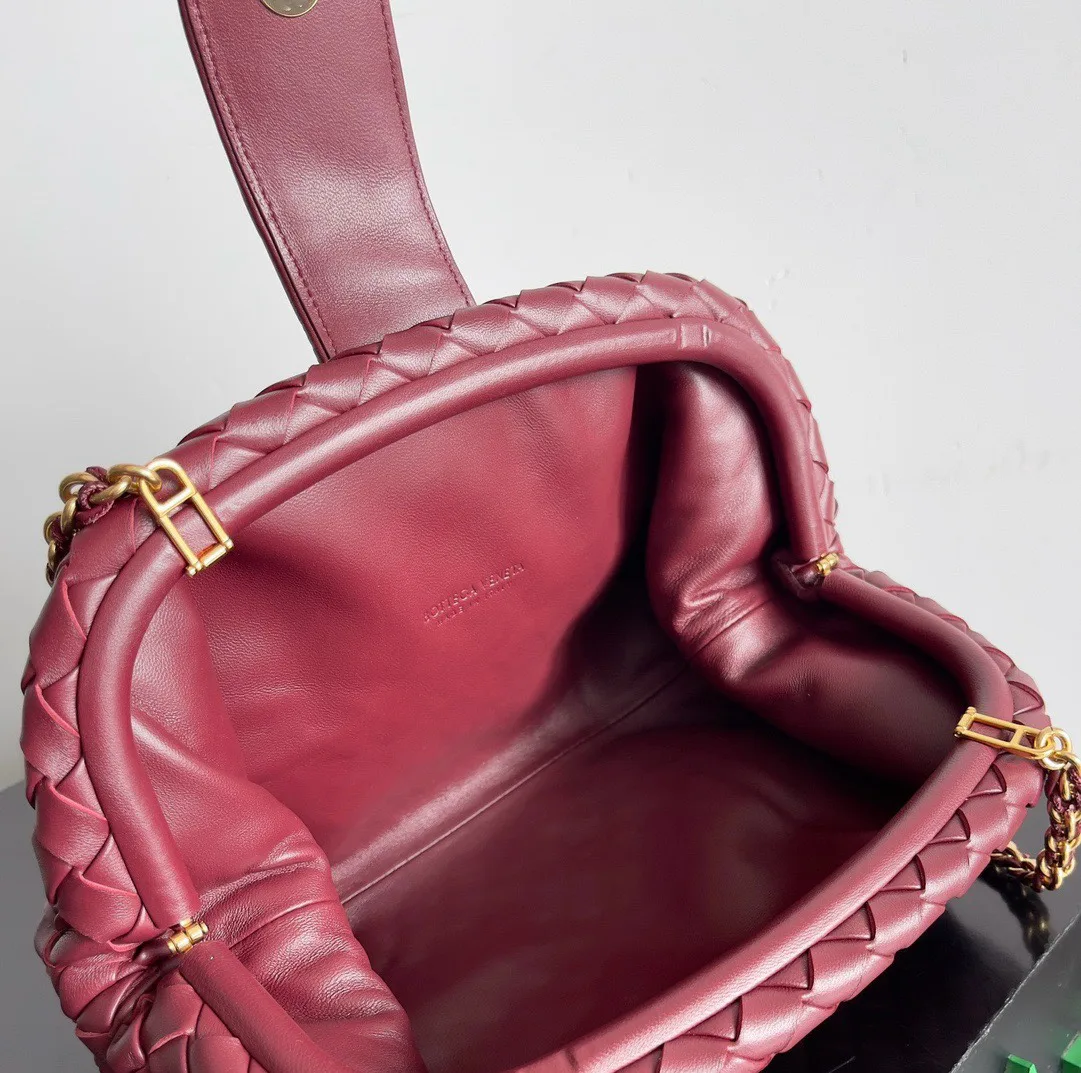 Клатчи Женские Bottega Veneta 11768444