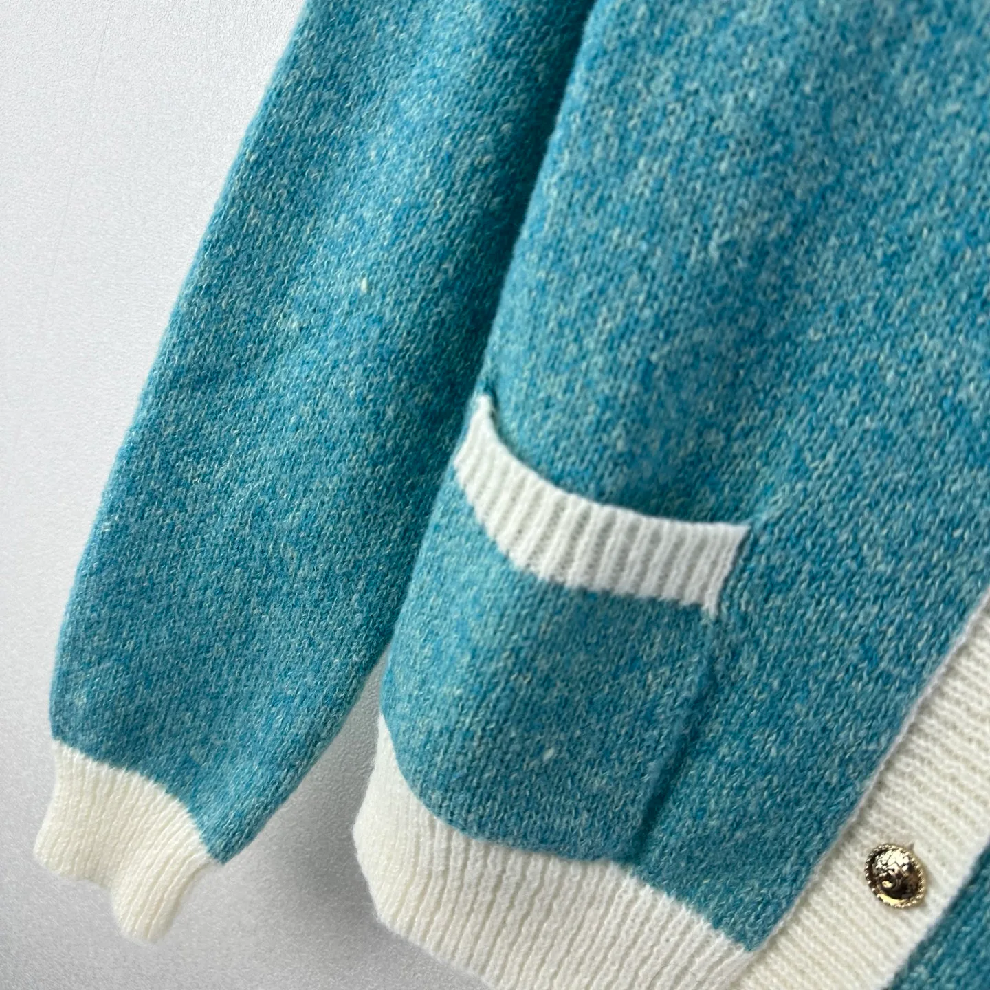 Джемперы И Свитеры Женские Chanel 19080840