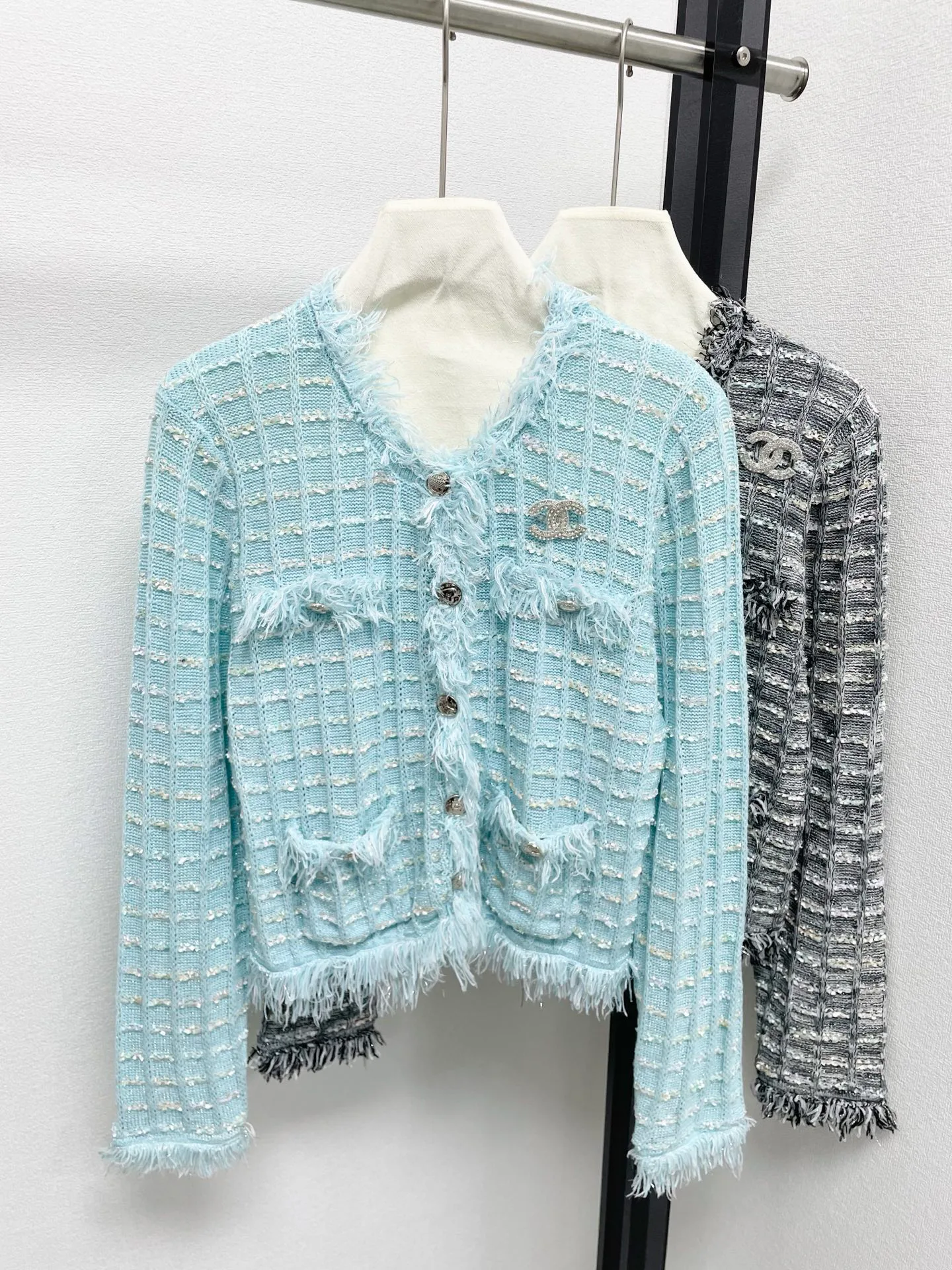 Куртки И Пуховики Женские Chanel 109789