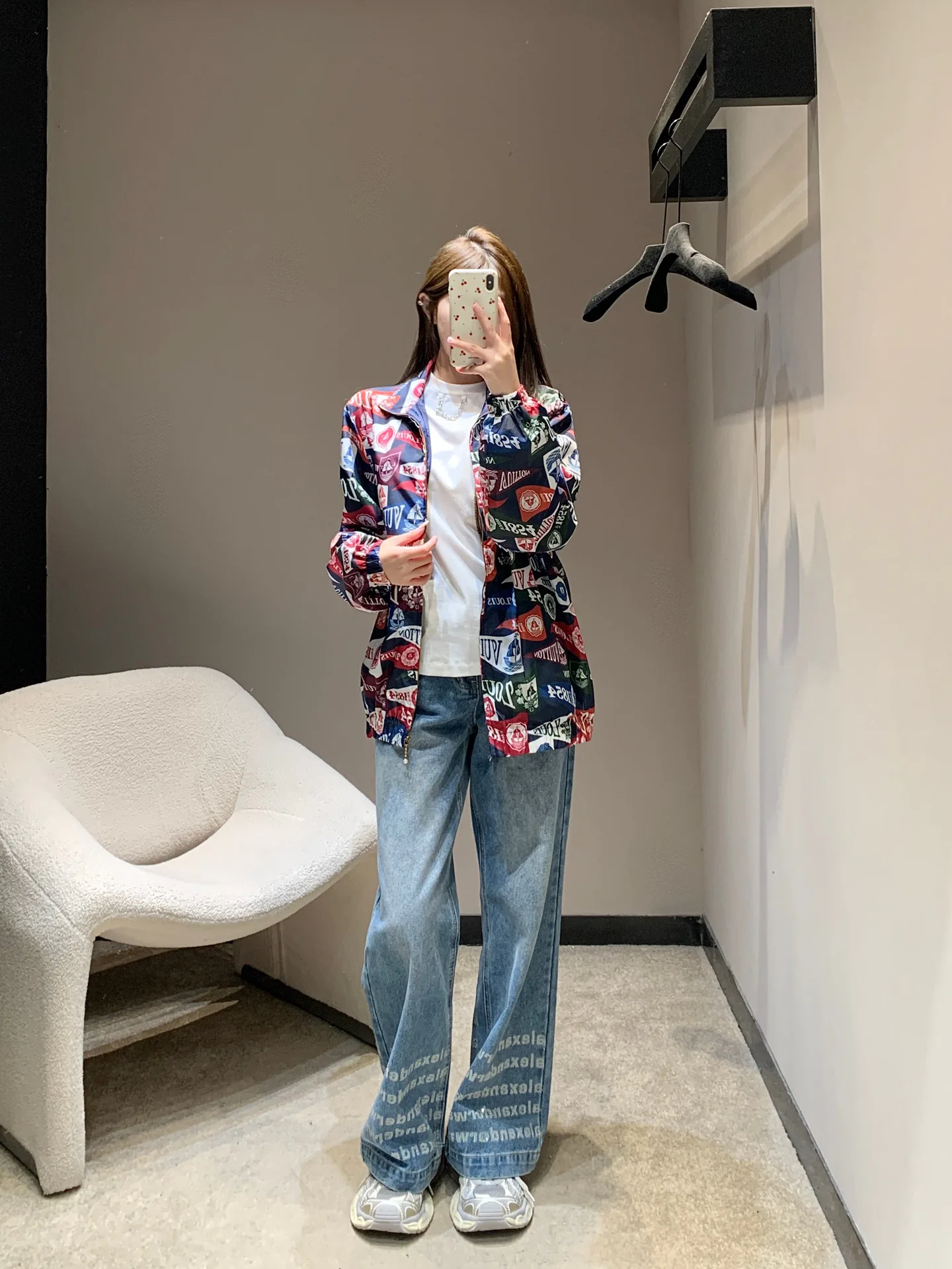 Куртки И Пуховики Женские Louis Vuitton 1463394