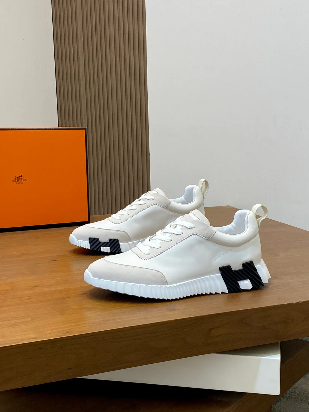 Кроссовки Мужские Hermes 18078872
