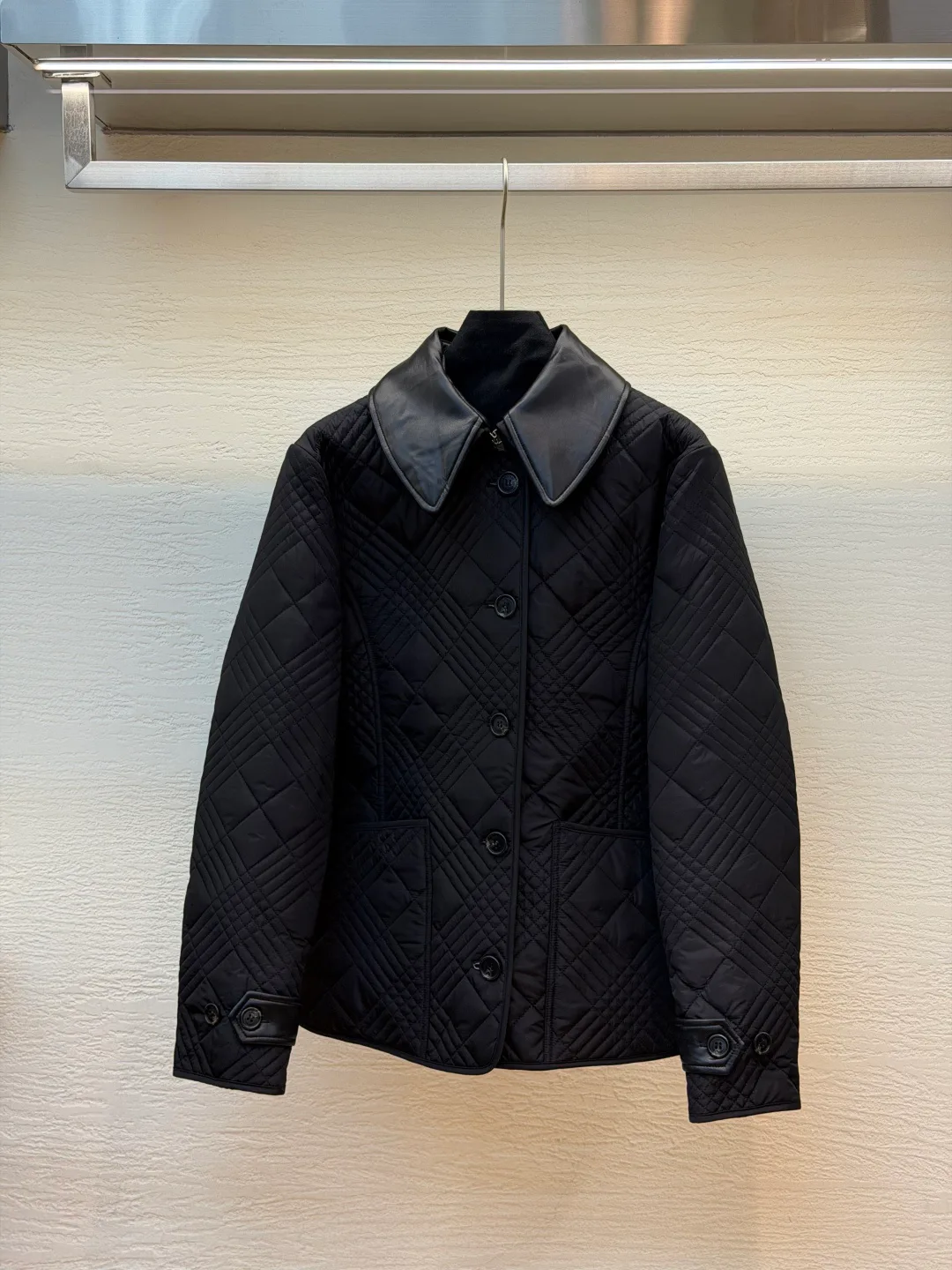 Куртки И Пуховики Женские Burberry 19038418