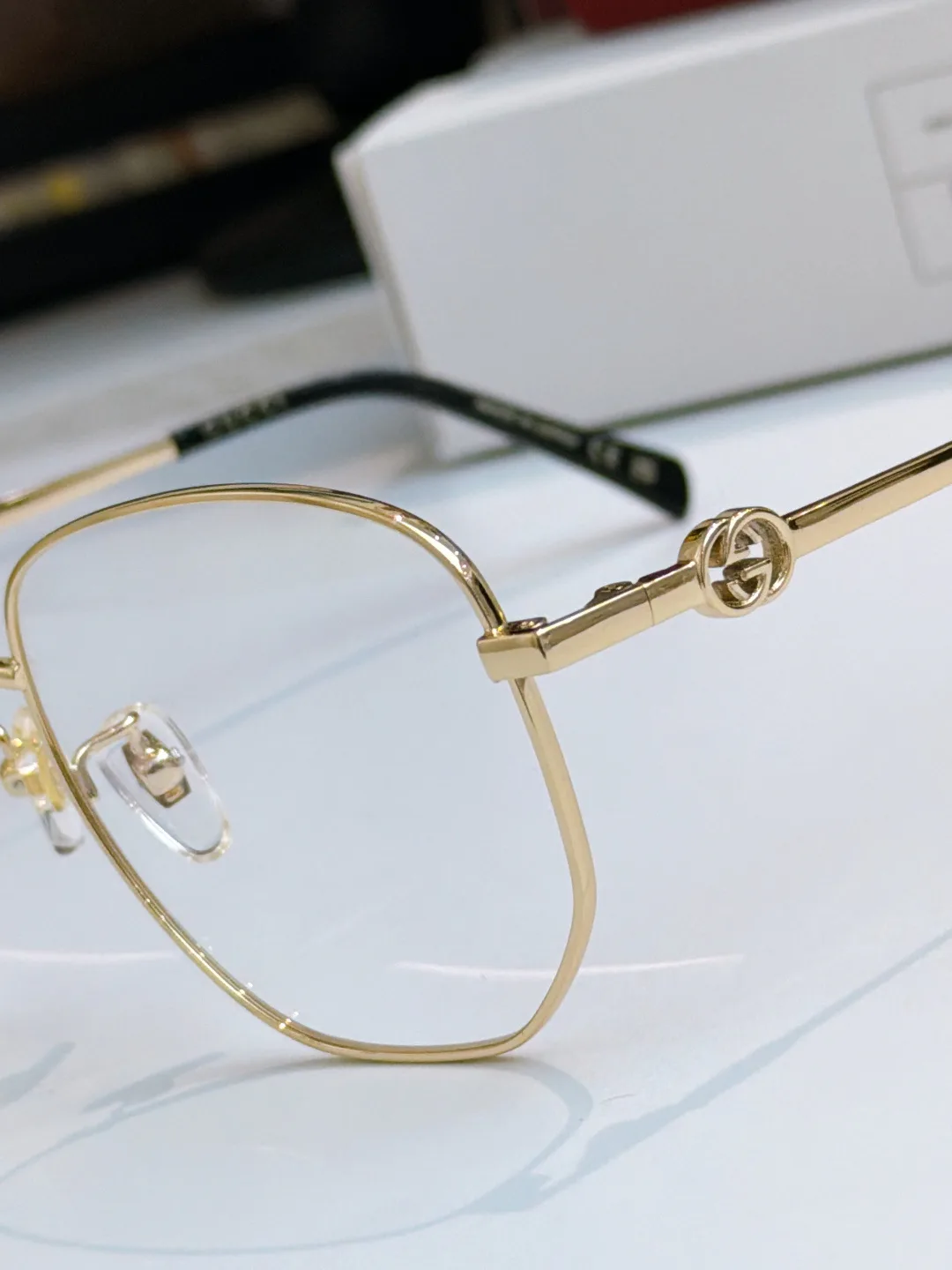 Очки Gucci 13571258