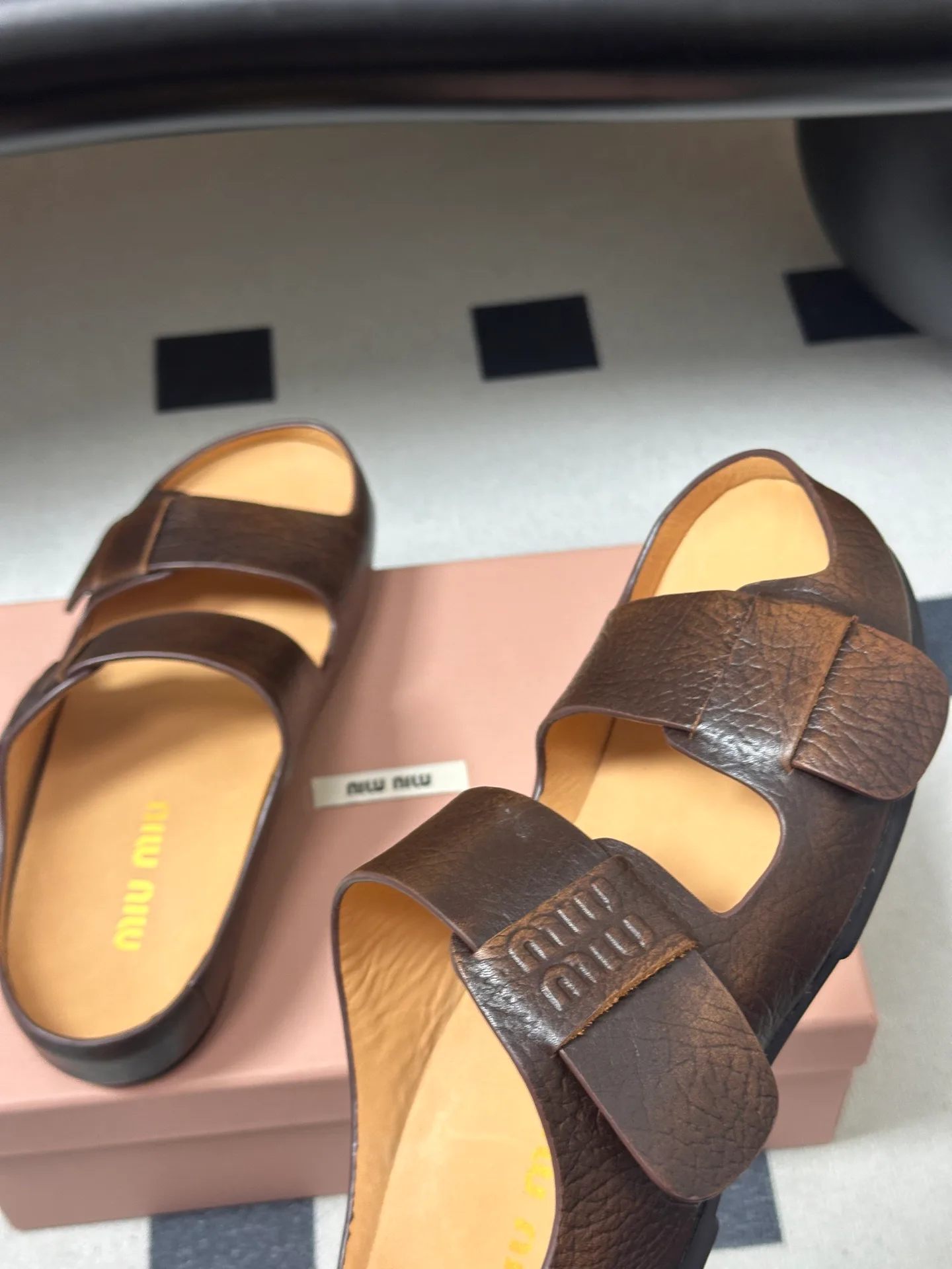 Босоножки Женские Miu Miu 13226179