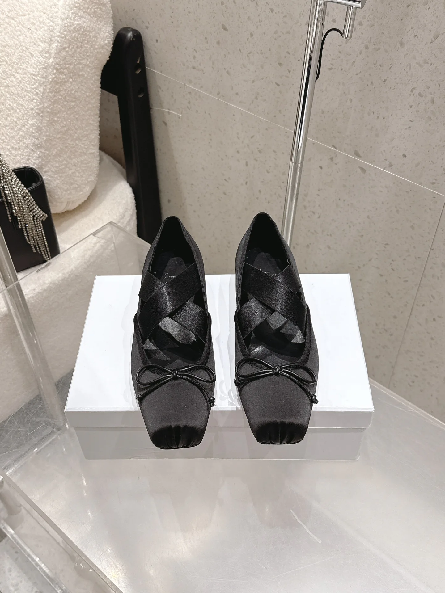 Туфли Женские Christian Louboutin 13078799