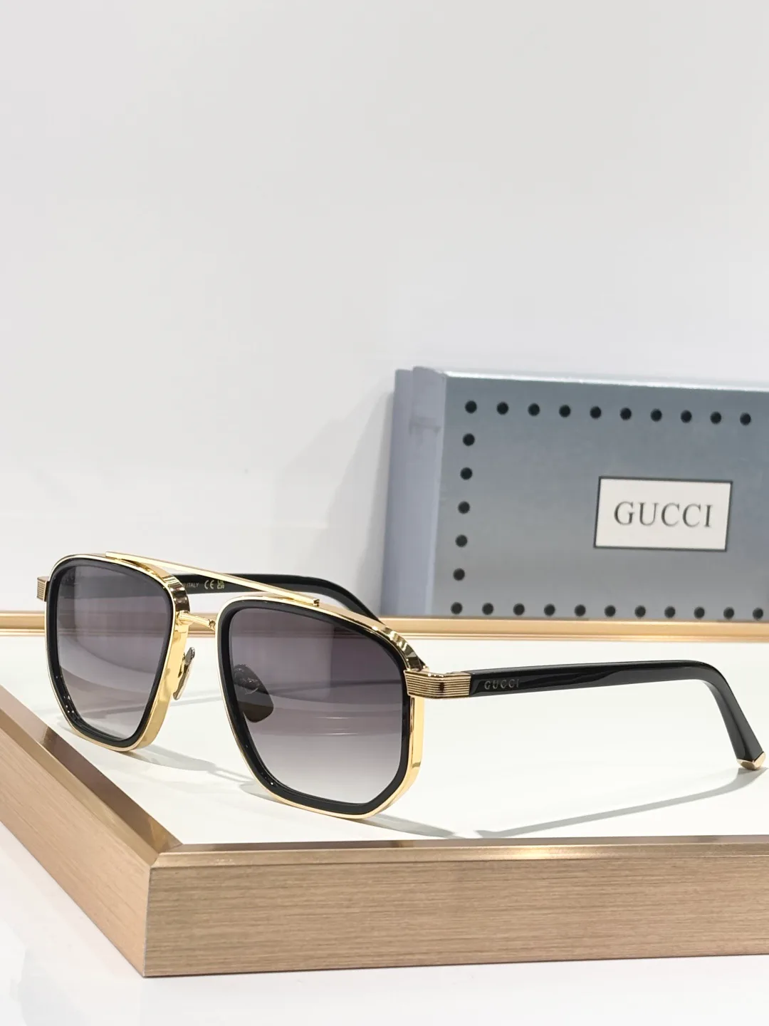 Очки Gucci 378832