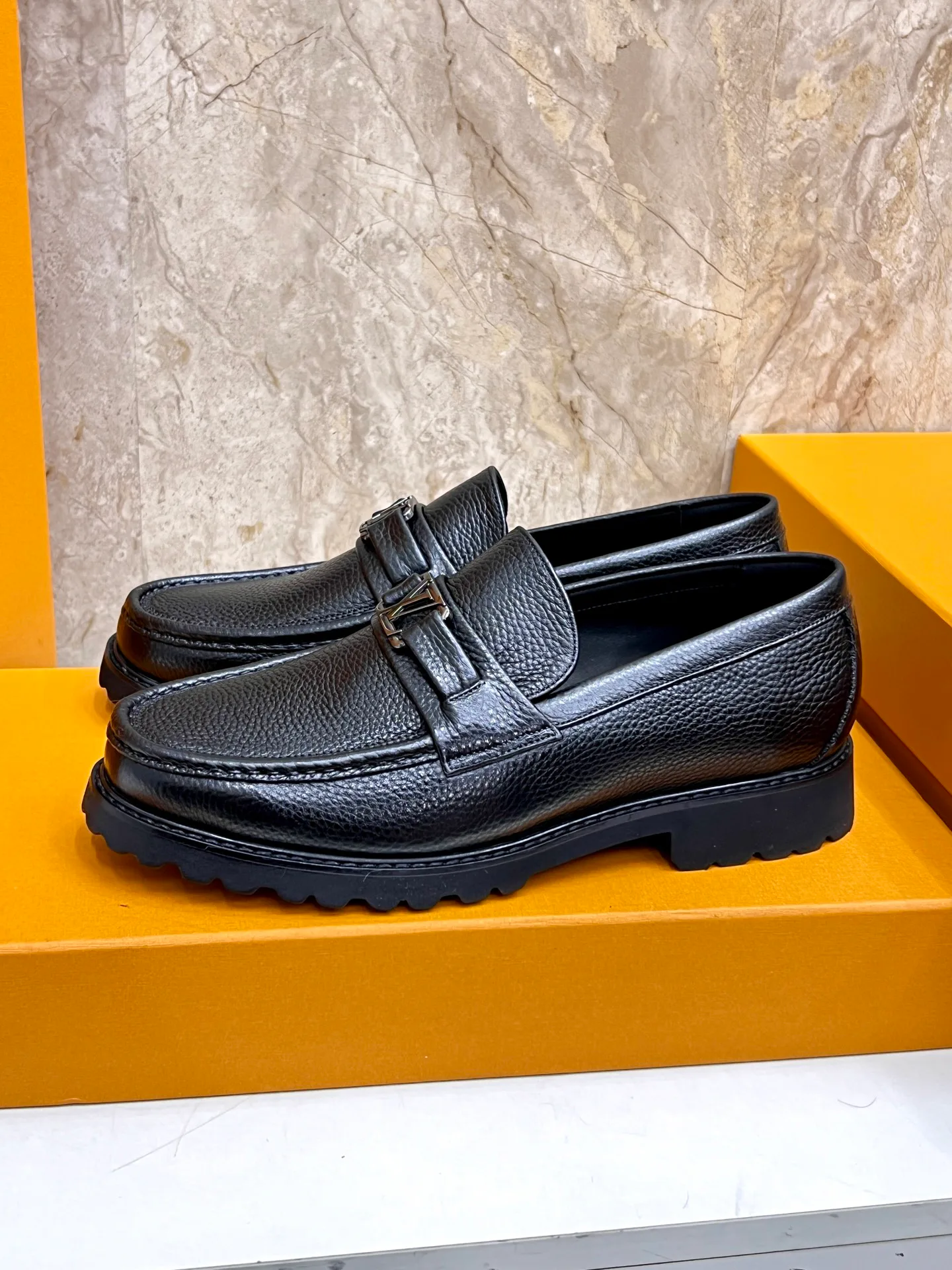 Лоферы И Туфли Мужские Louis Vuitton 663052