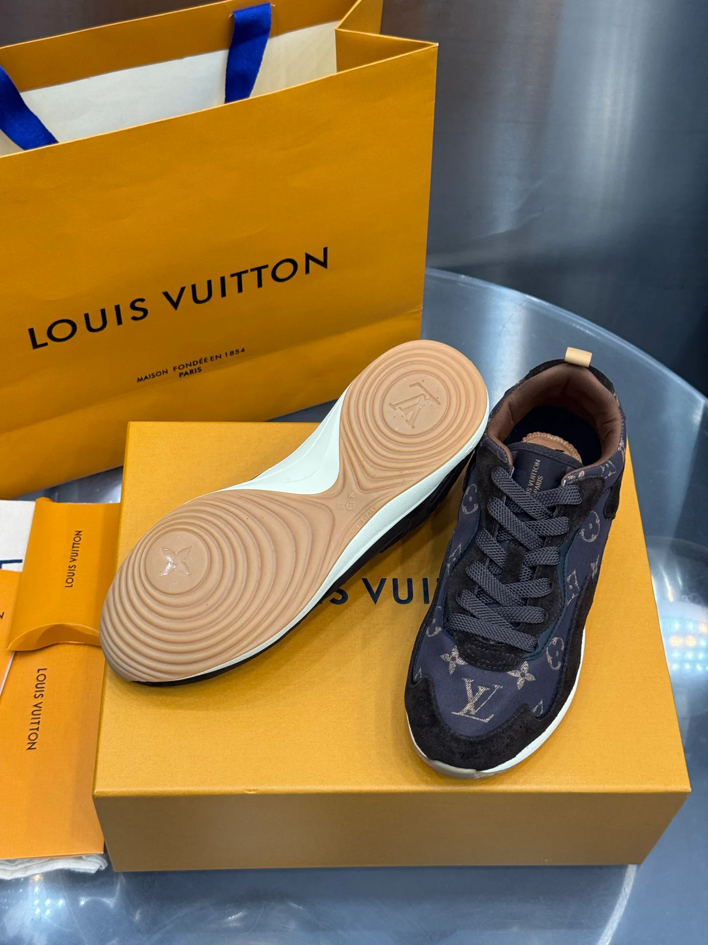 Кроссовки Мужские Louis Vuitton 18202640