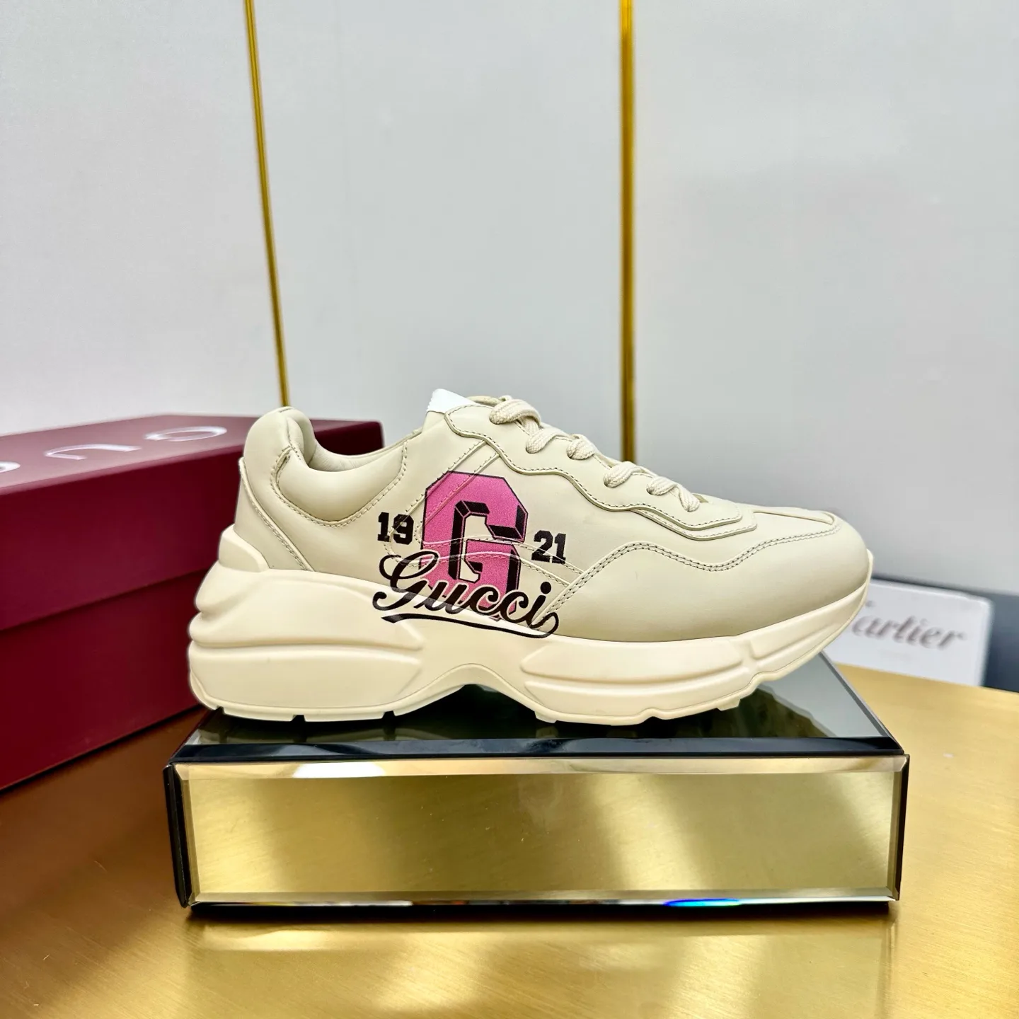 Кроссовки Женские Gucci 4931991