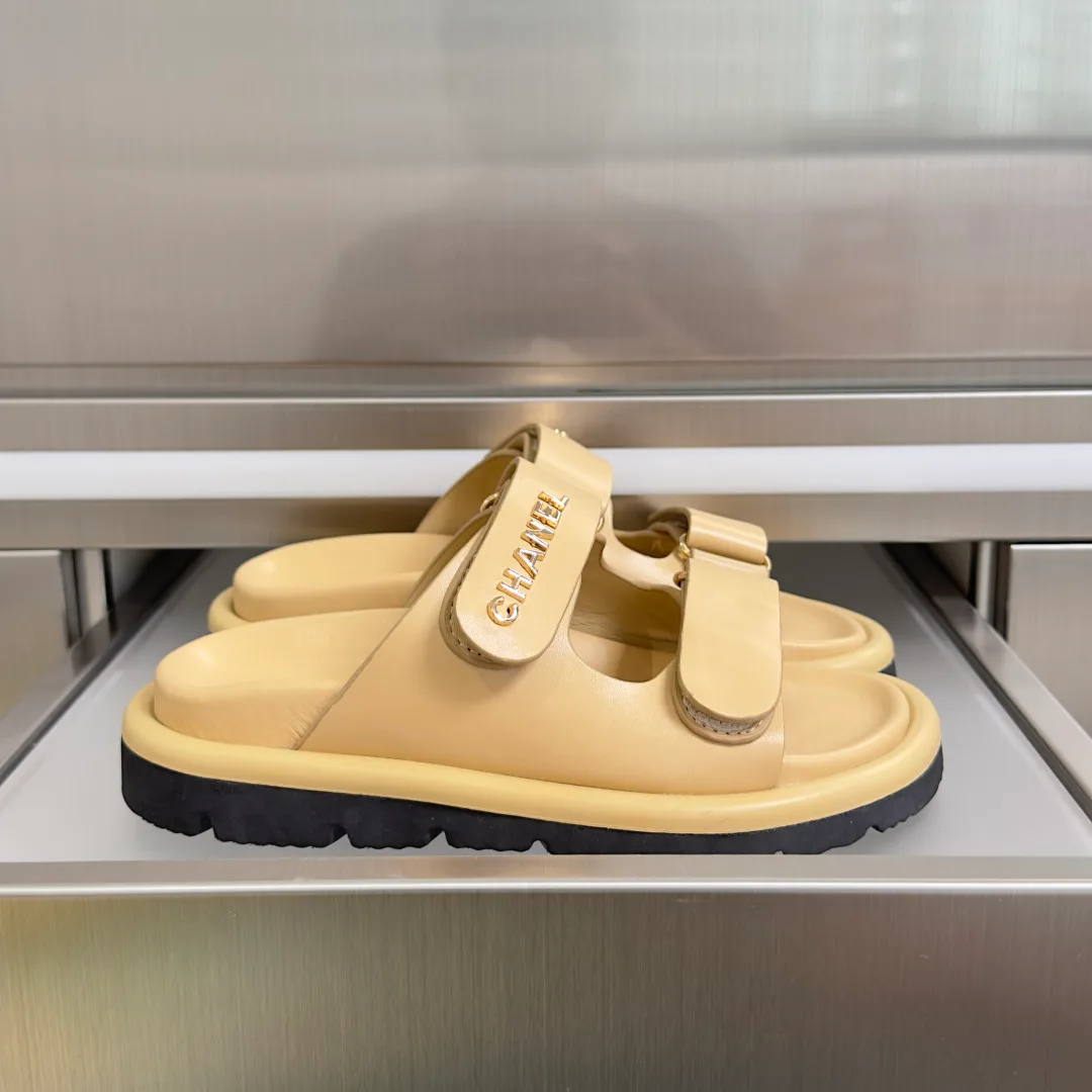 Сандалии Женские Chanel 13359960