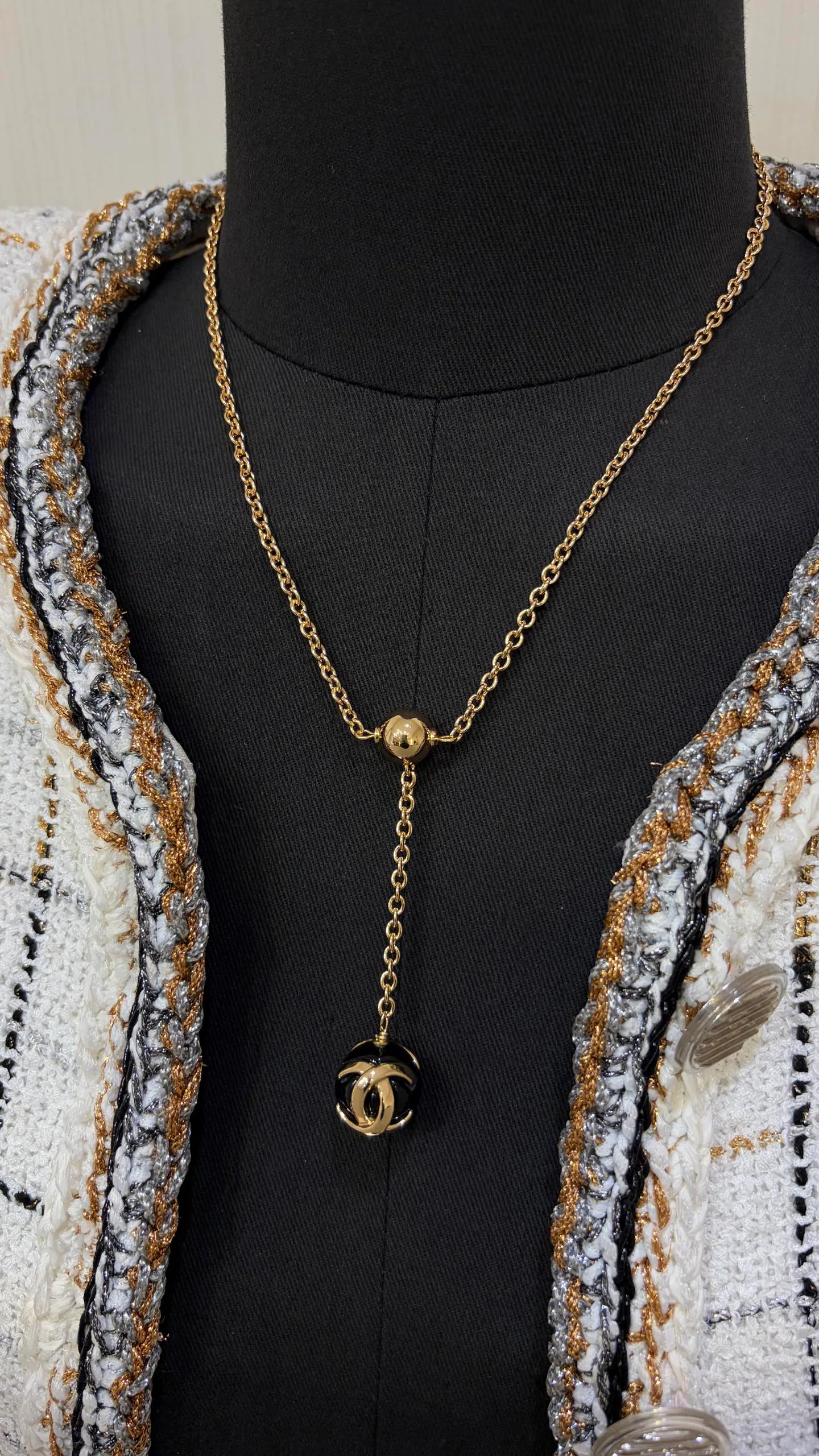 Бижутерия Chanel 18122314