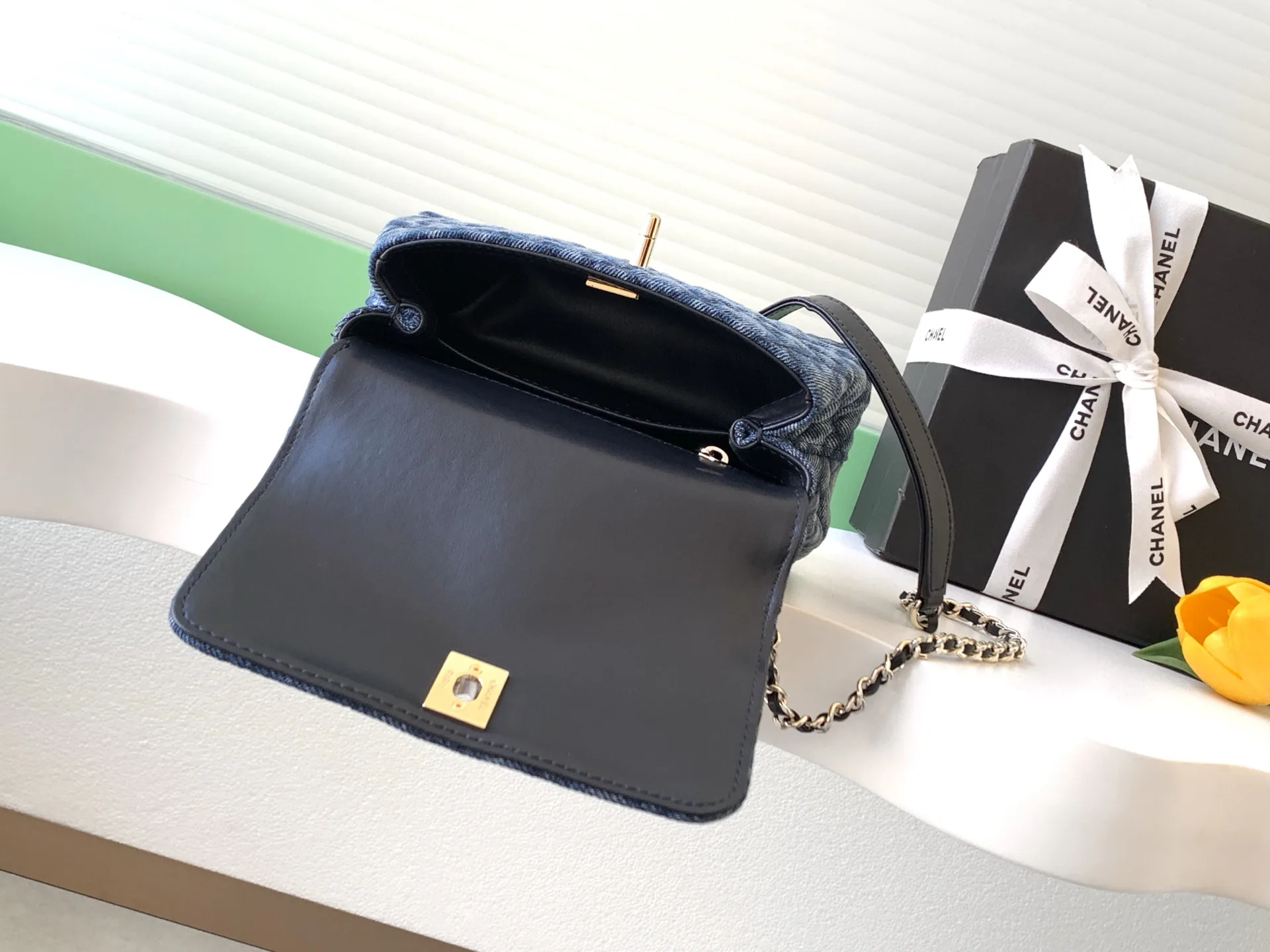 Классические Сумки Женские Chanel 12605786