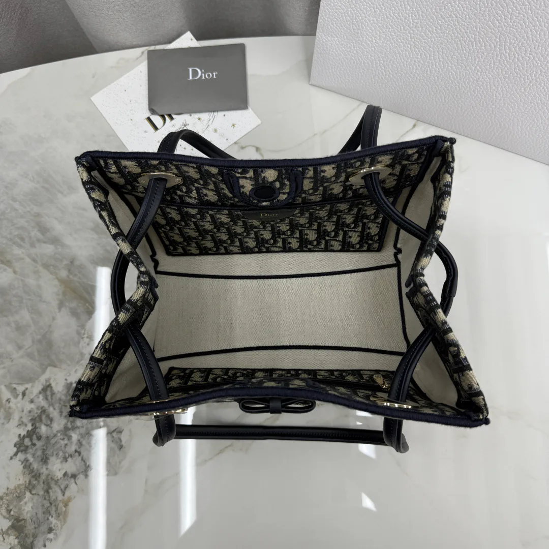 Классические Сумки Женские Christian Dior 18187819