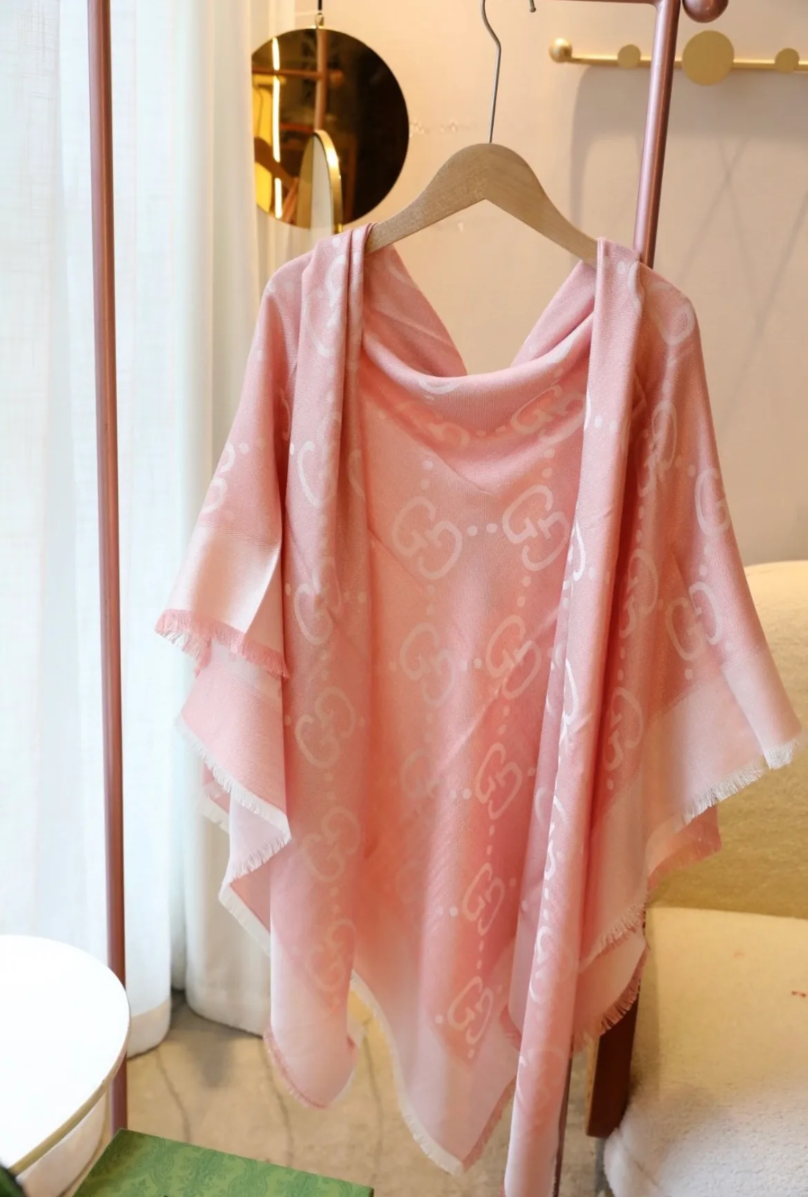 Шарфы Gucci 210273