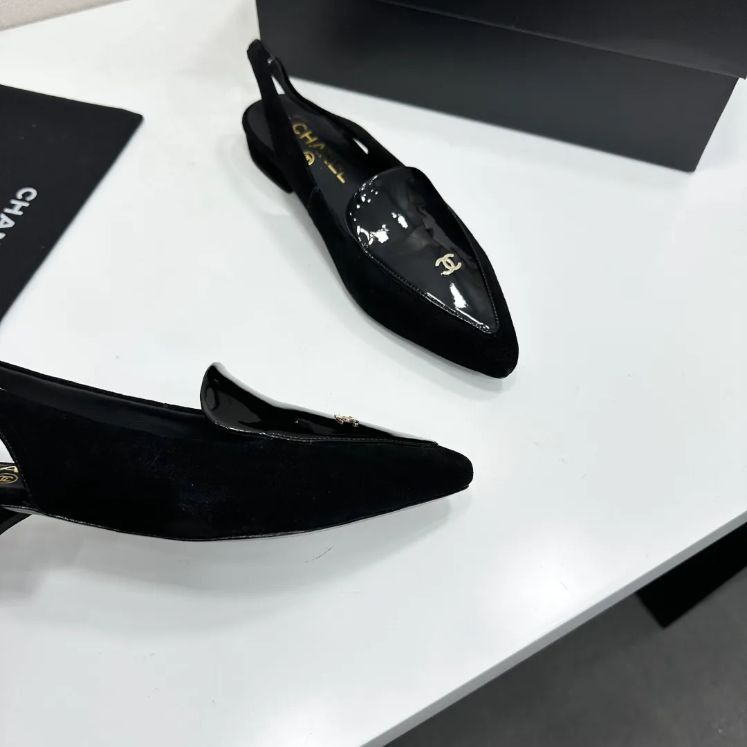 Туфли Женские Chanel 18083698