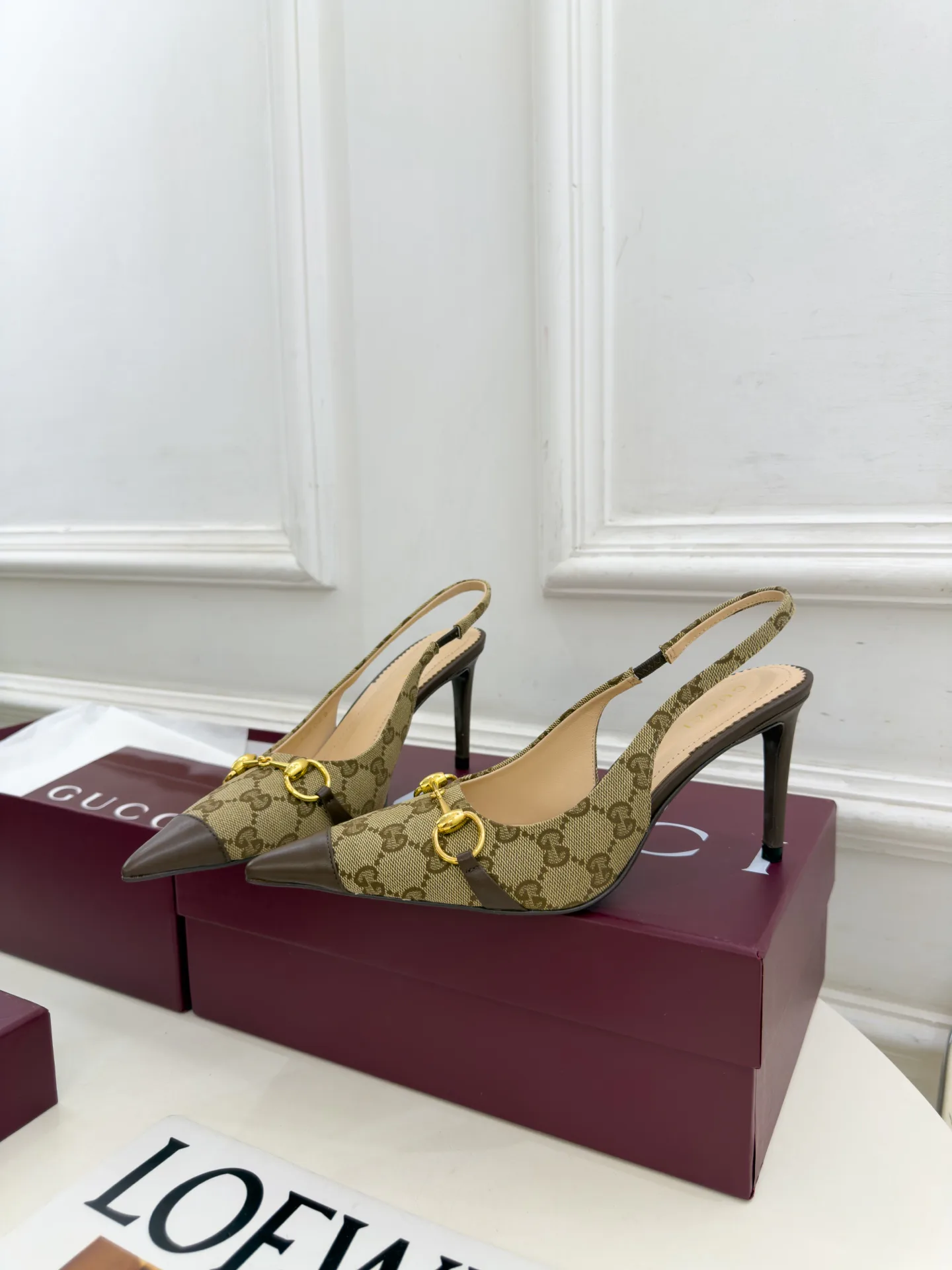 Туфли Женские Gucci 18508272