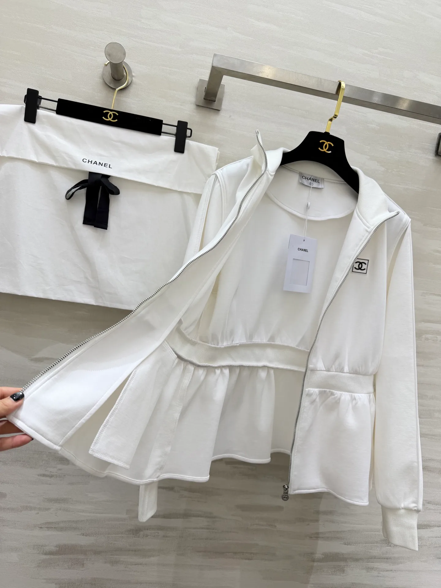 Жакеты Женские Chanel 11568024