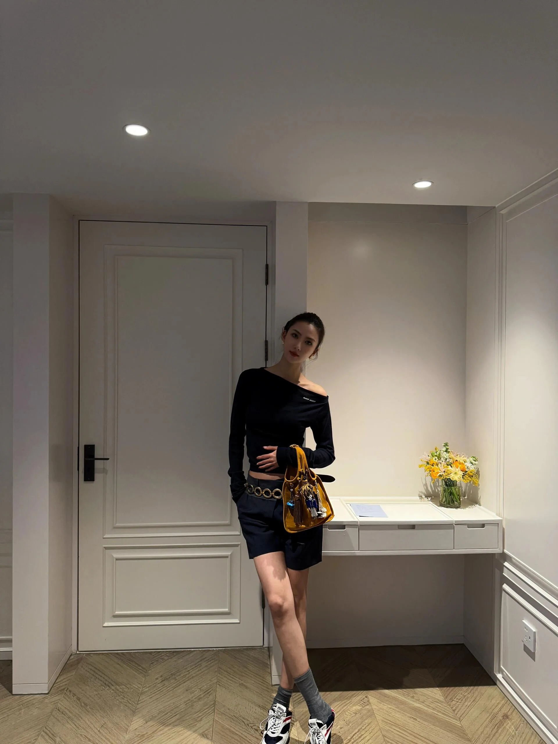 Шорты Женские Miu Miu 25269