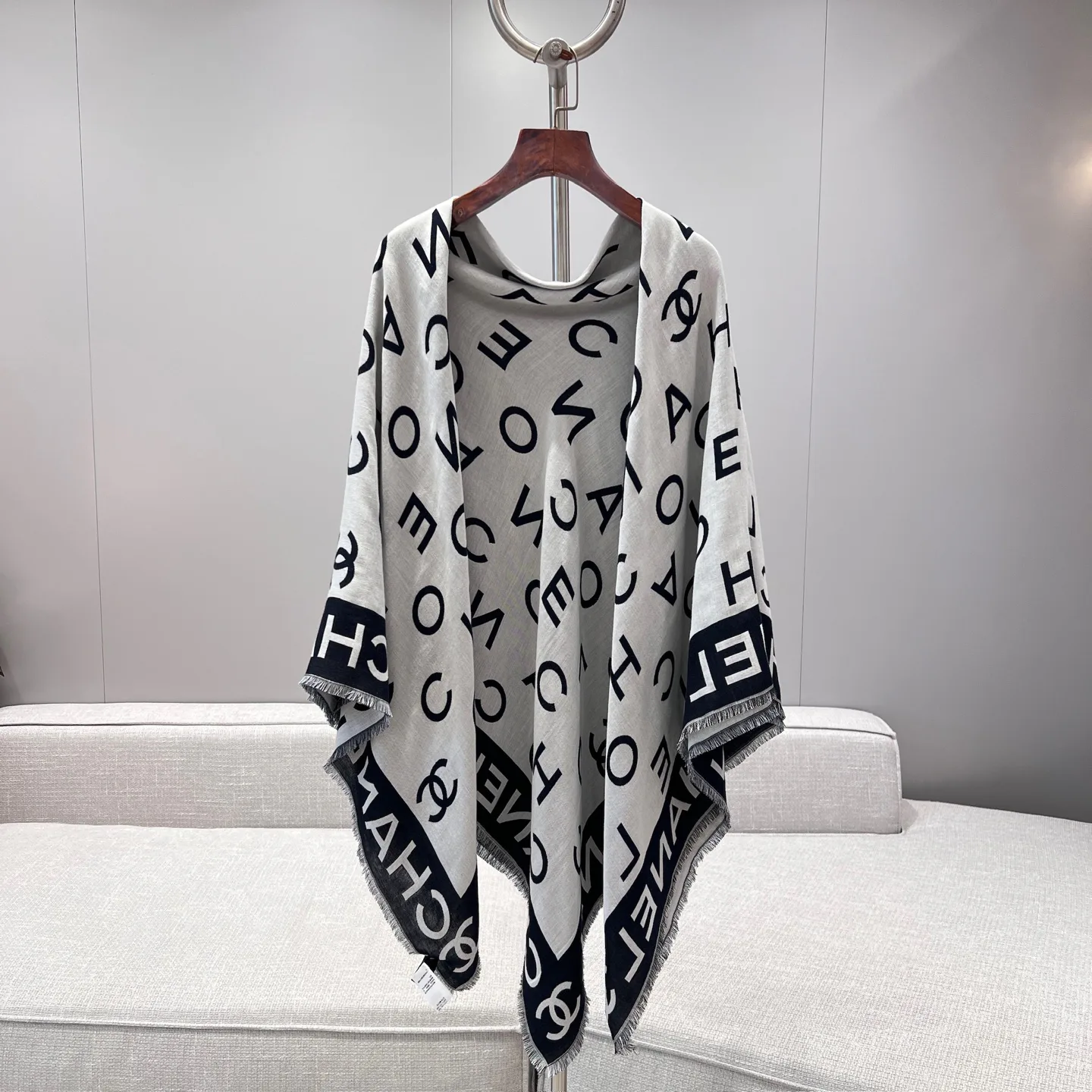 Шарфы Chanel 240035