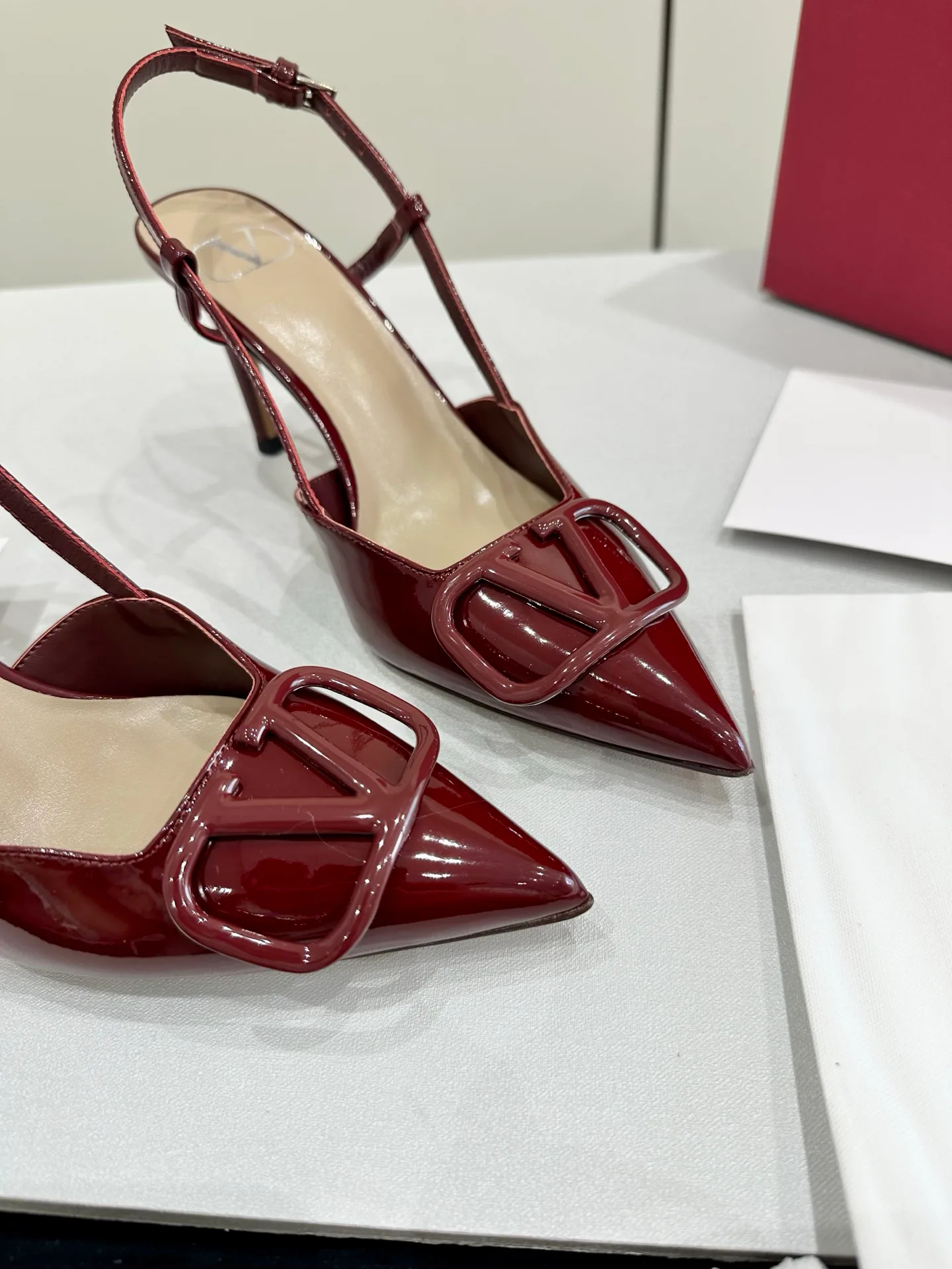 Босоножки Женские Valentino 11608839
