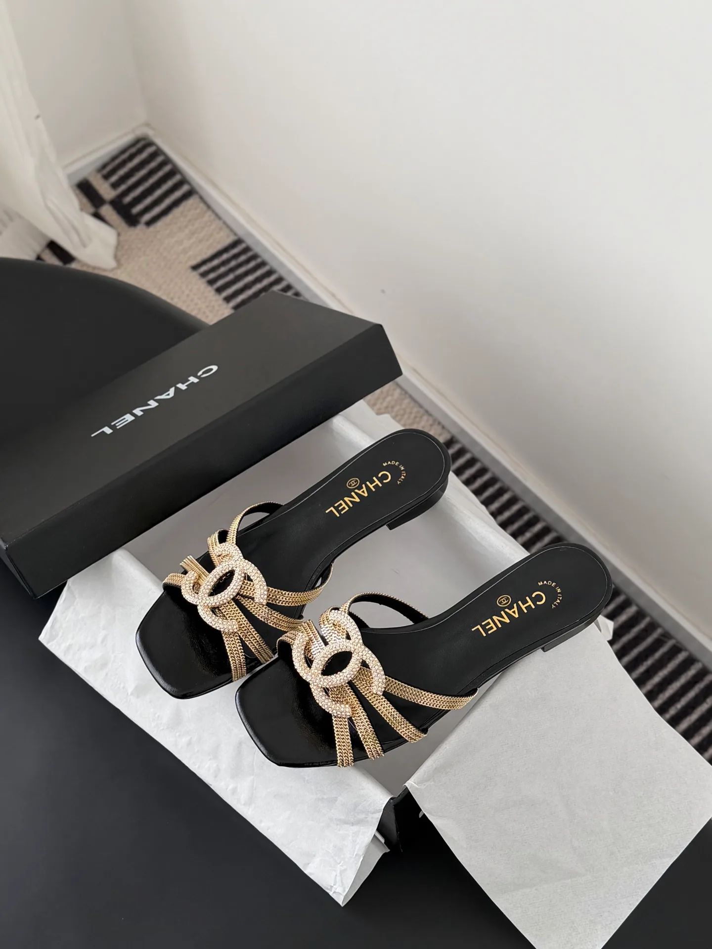 Сандалии Женские Chanel 11224398