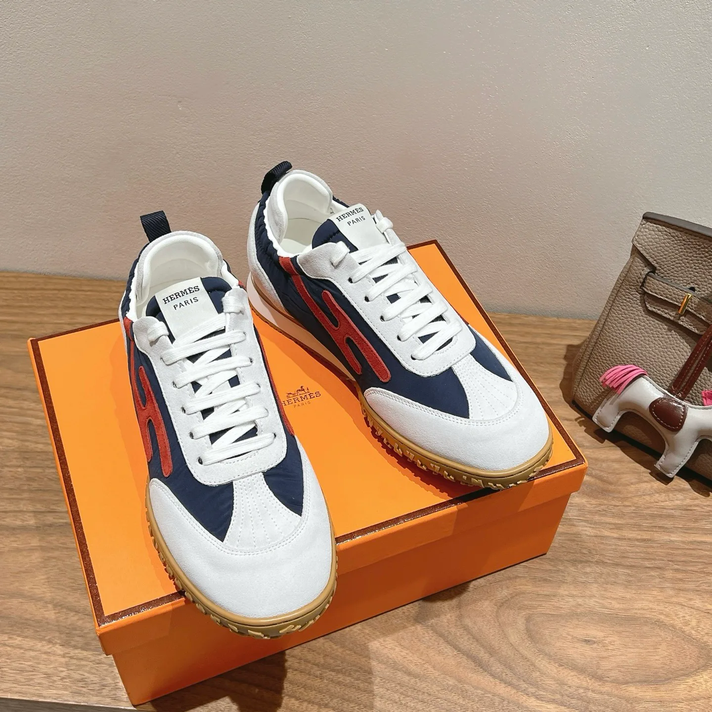 Кроссовки Женские Hermes 1872488