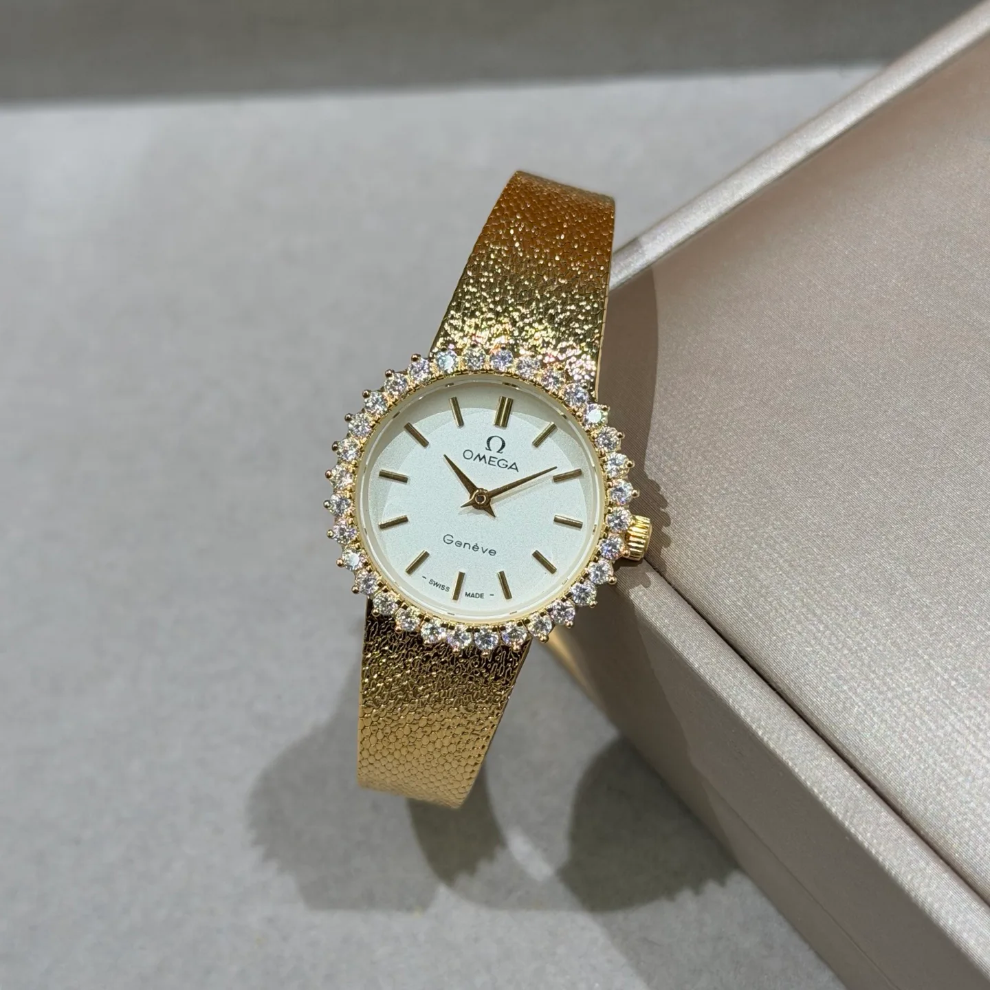 Часы Женские Omega 17843053