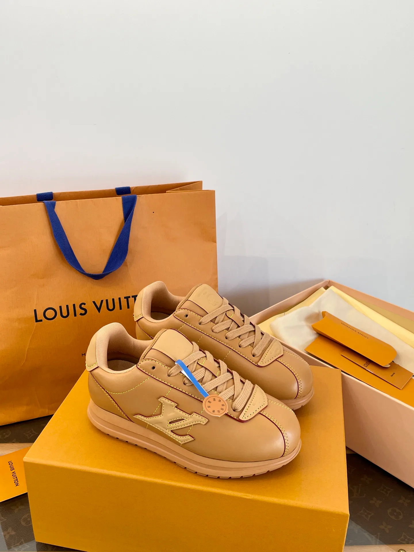 Кроссовки Женские Louis Vuitton 373999