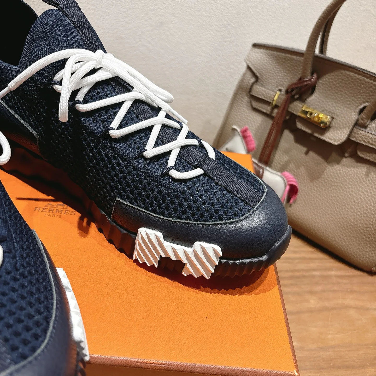 Кроссовки Женские Hermes 4852662