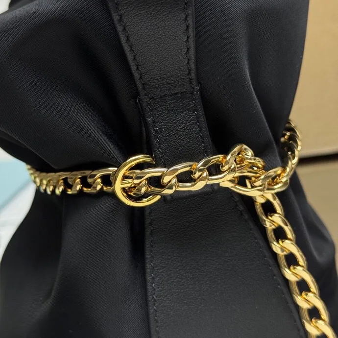 Классические Сумки Женские Prada 340415