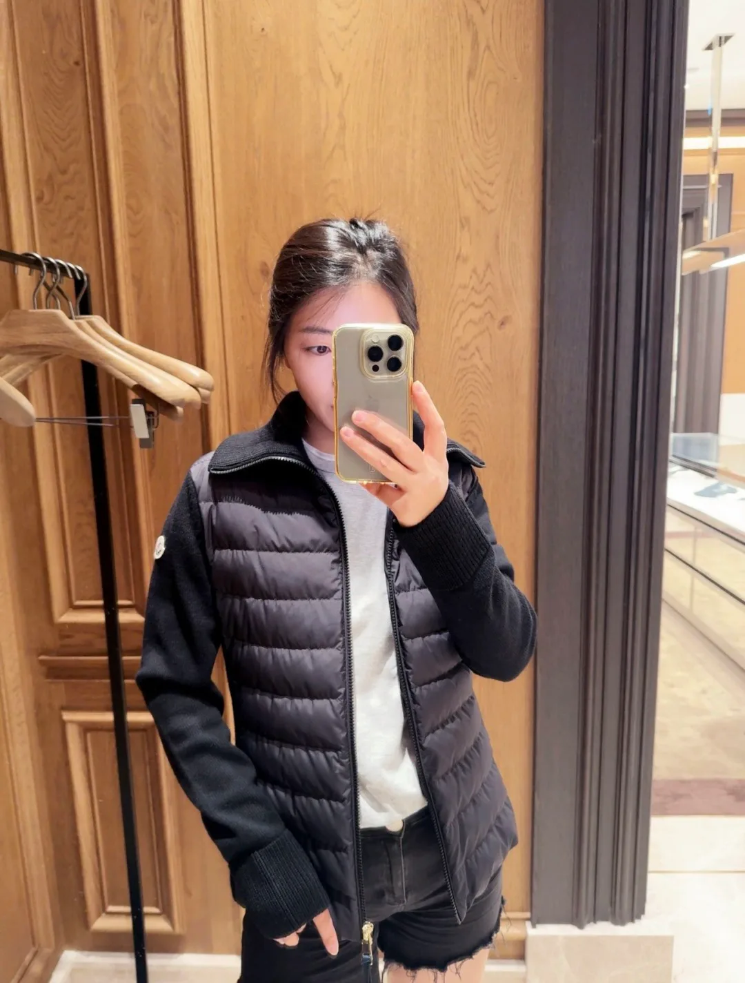Куртки И Пуховики Женские Moncler 1738450