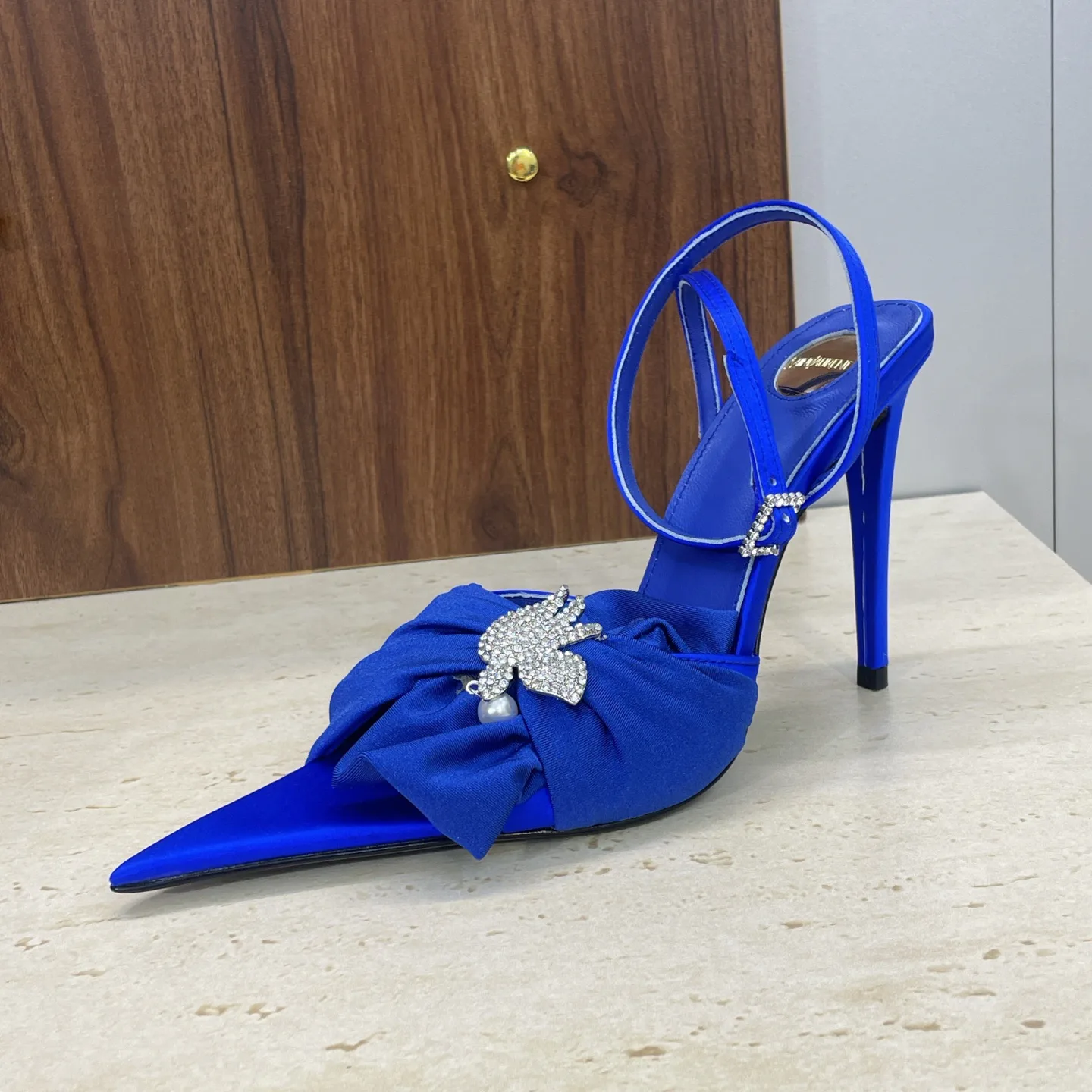 Босоножки Женские Saint Laurent 3009073