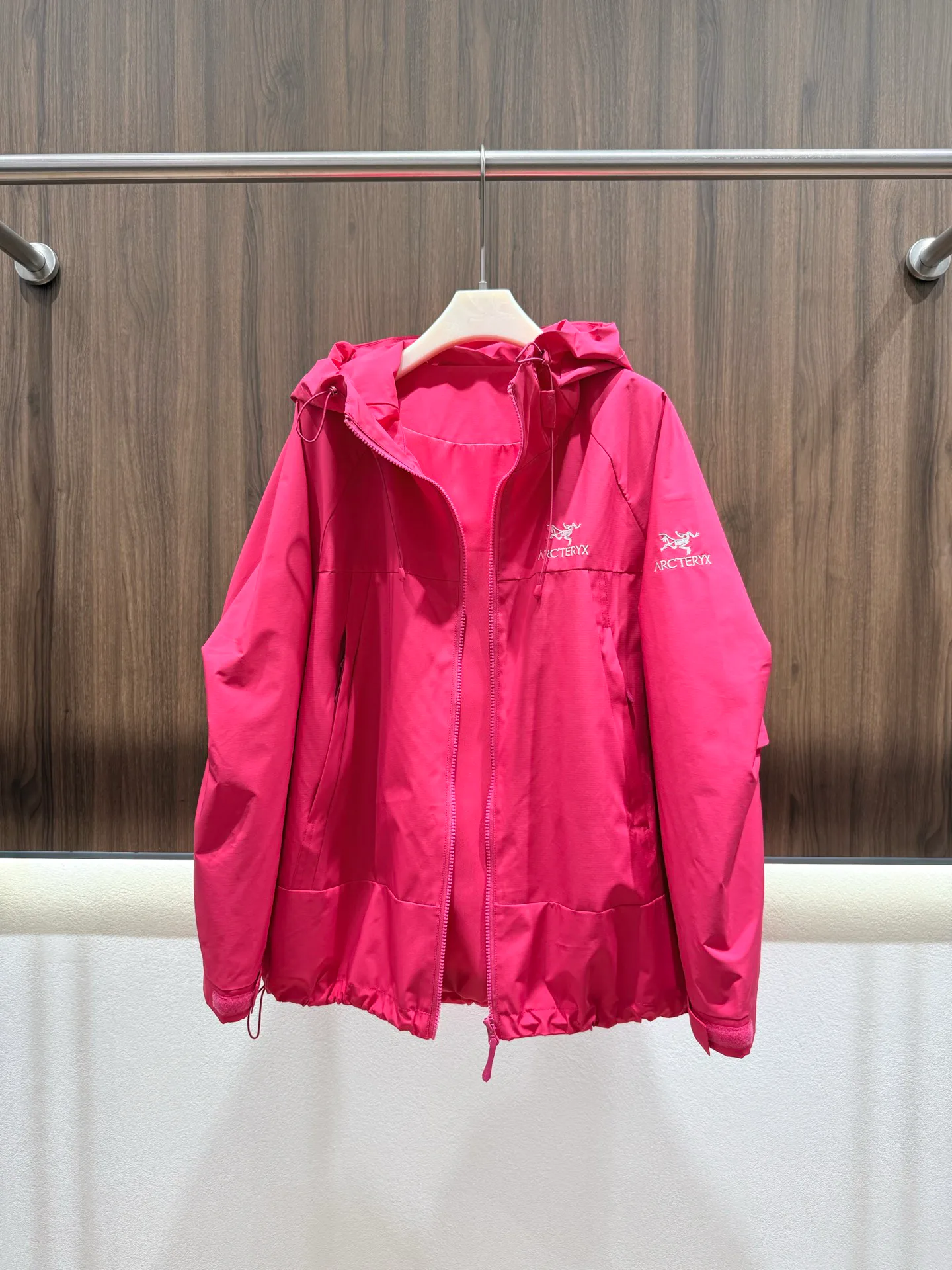 Куртки И Пуховики Женские Arcteryx 18982907