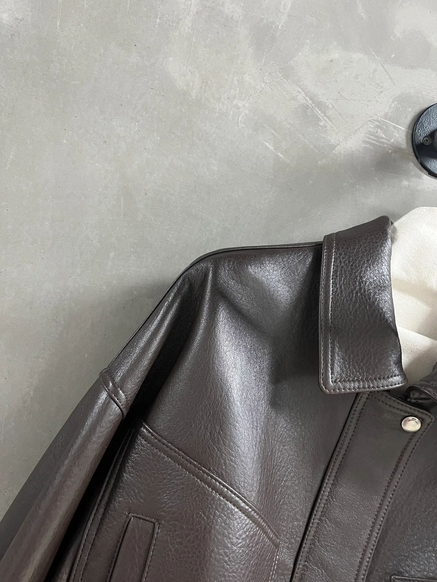 Кожаные Куртки И Дублёнки Женские Saint Laurent 18172832