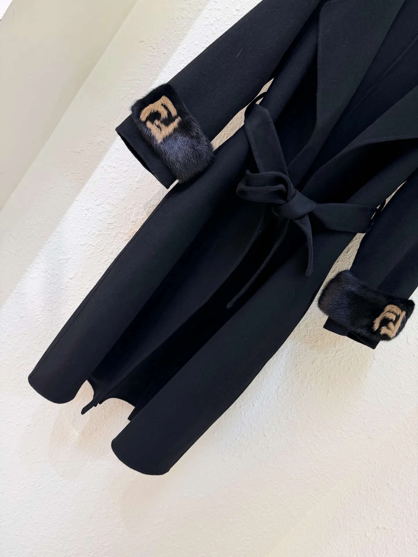 Пальто Женские Fendi 18226672