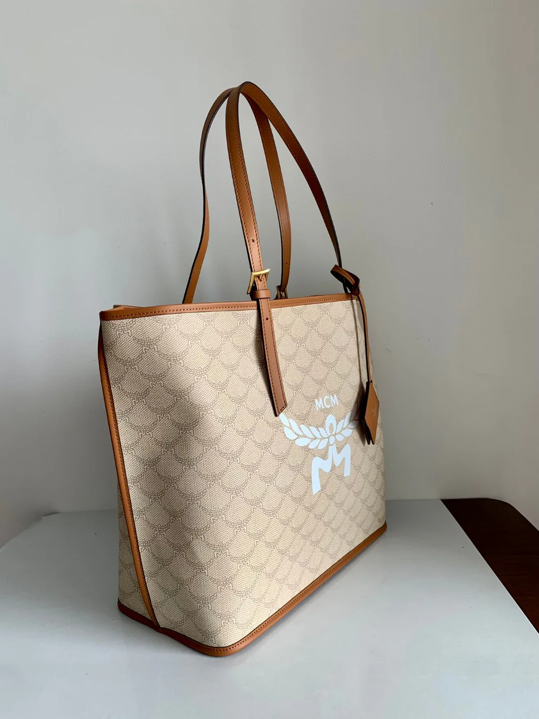 Классические Сумки Женские Mcm 9836281