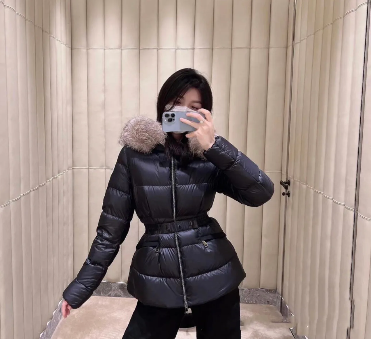 Куртки И Пуховики Женские Moncler 18130047