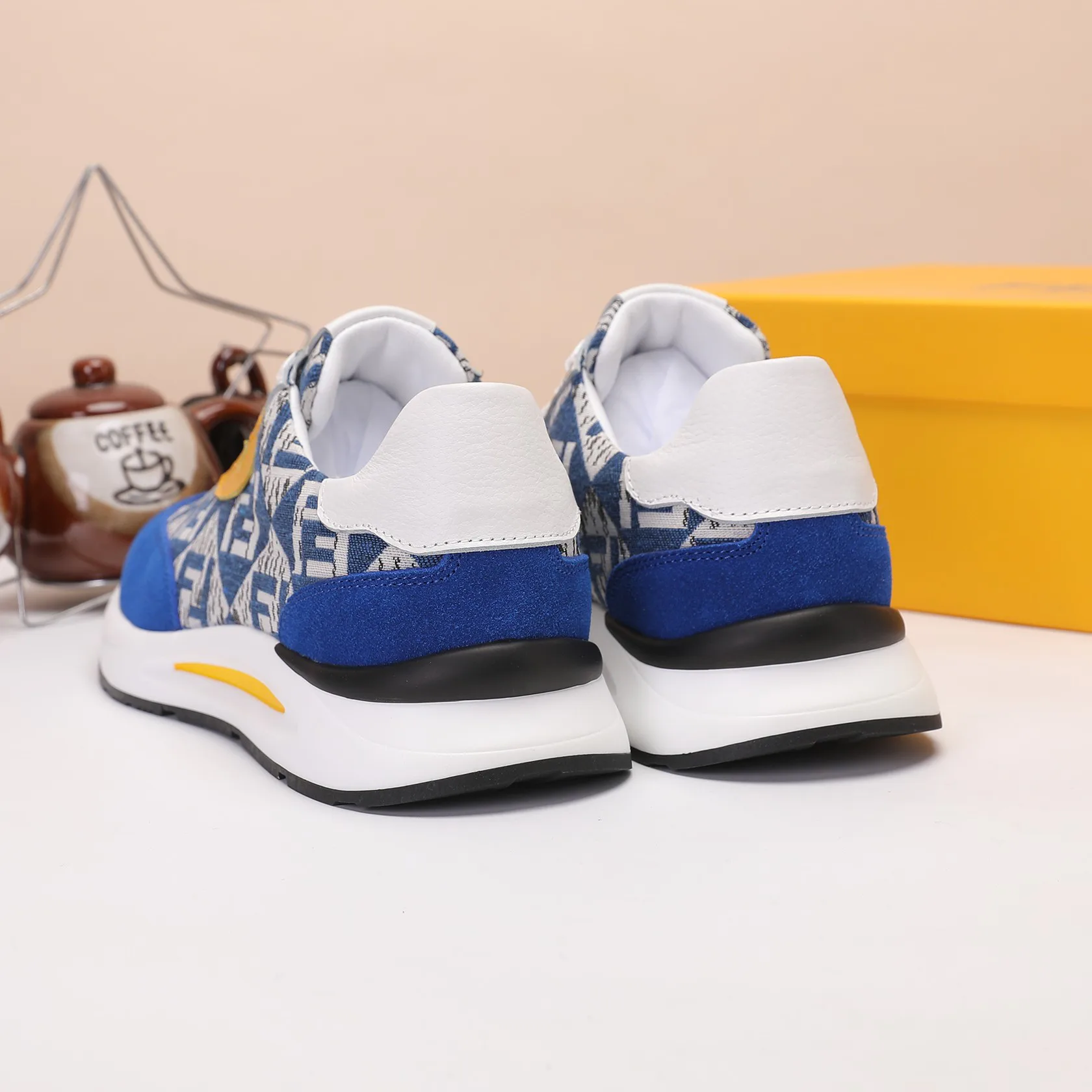 Кроссовки Мужские Fendi 1062424