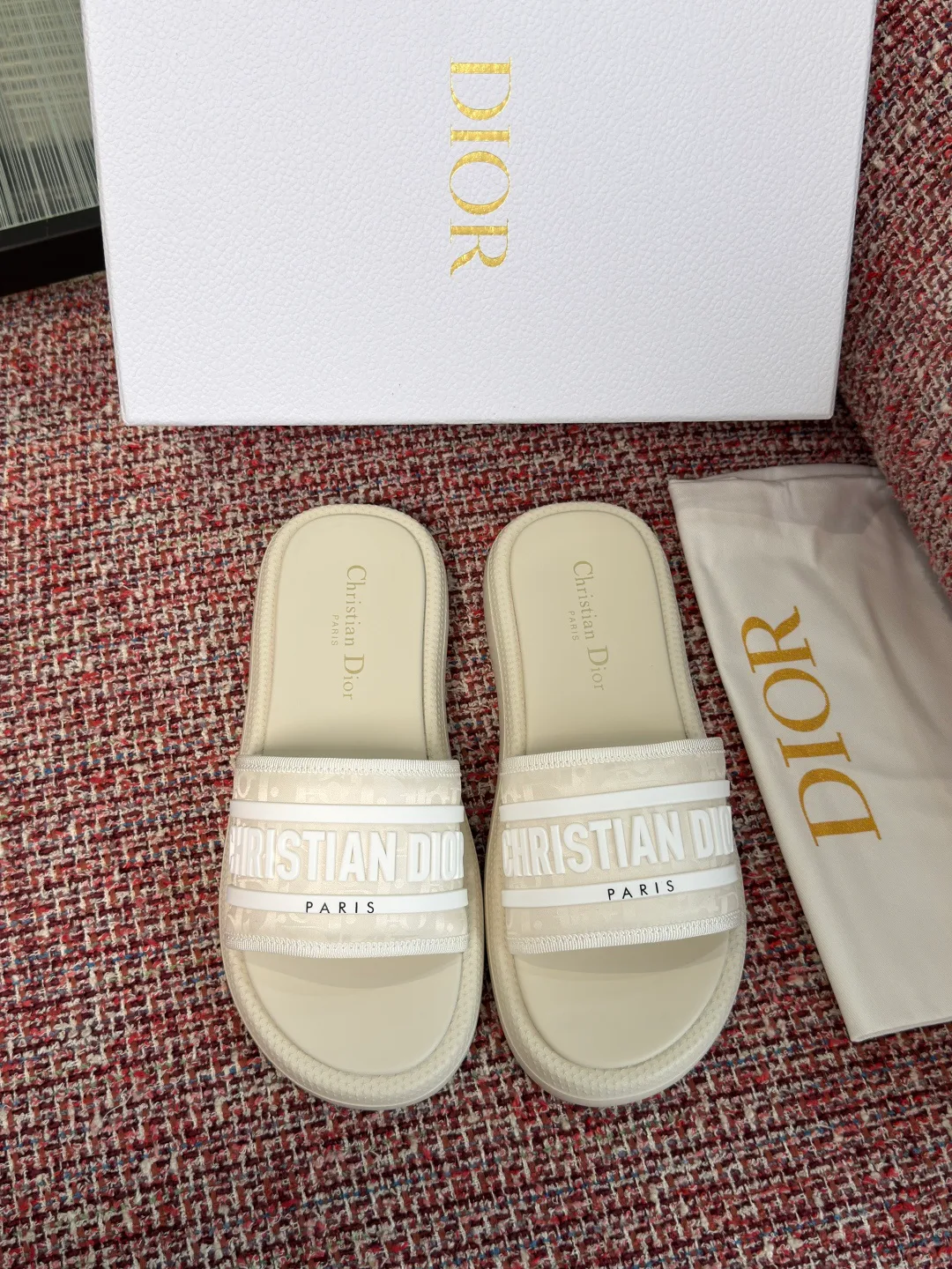 Шлепанцы Женские Christian Dior 17415506
