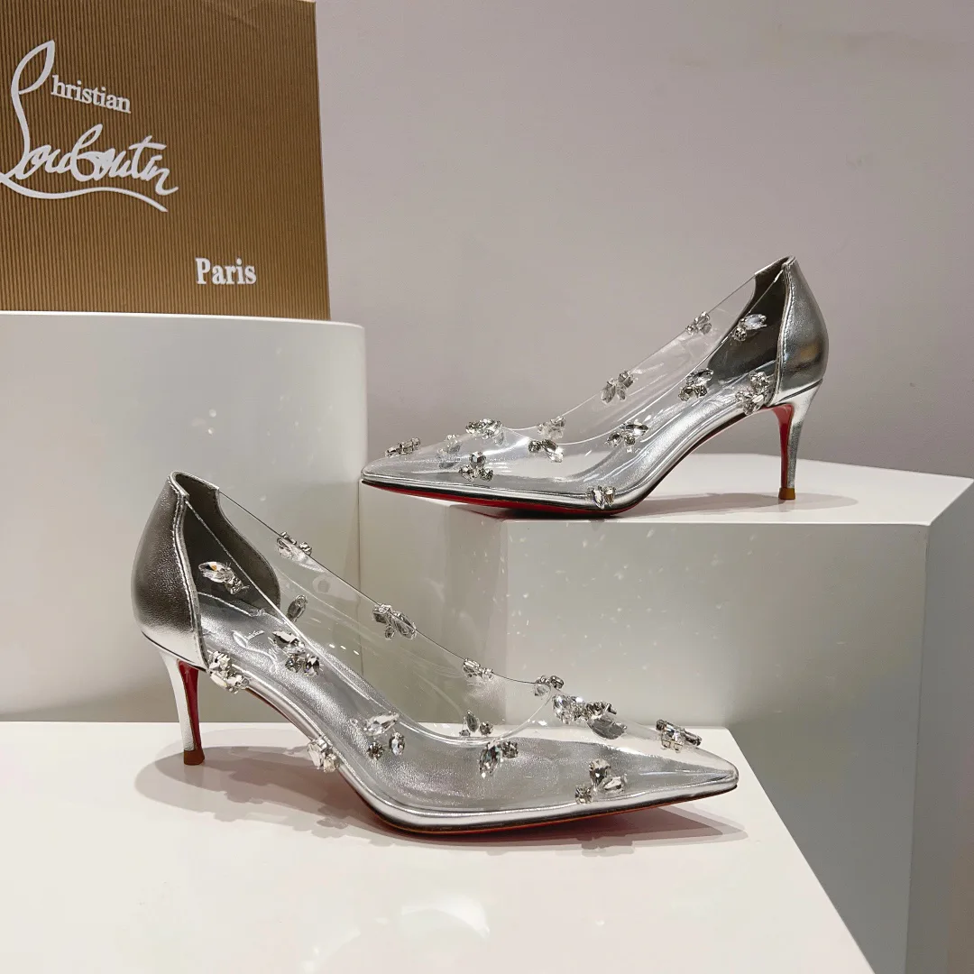 Туфли Женские Christian Louboutin 18004002