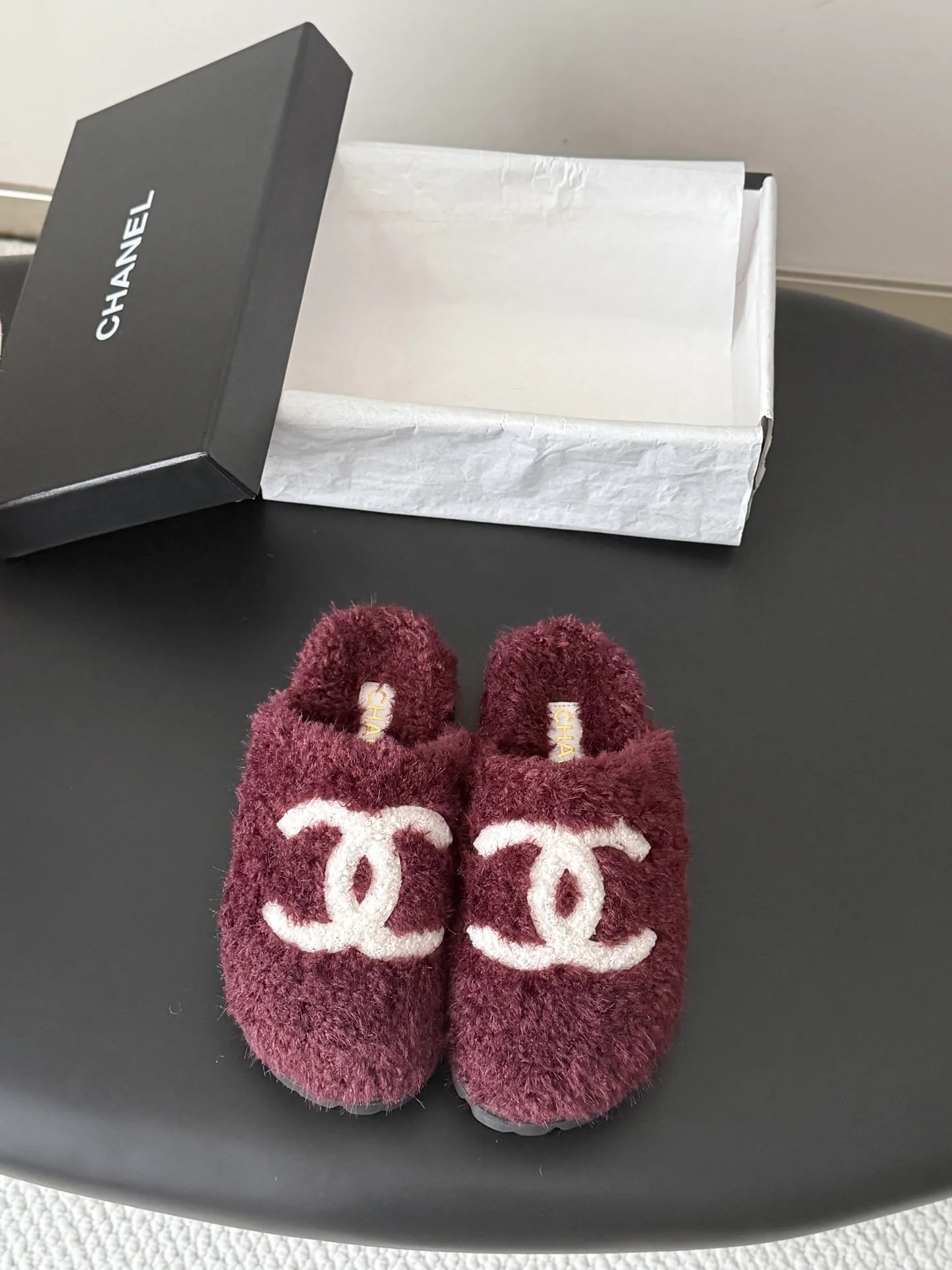 Тапочки Женские Chanel 18700060